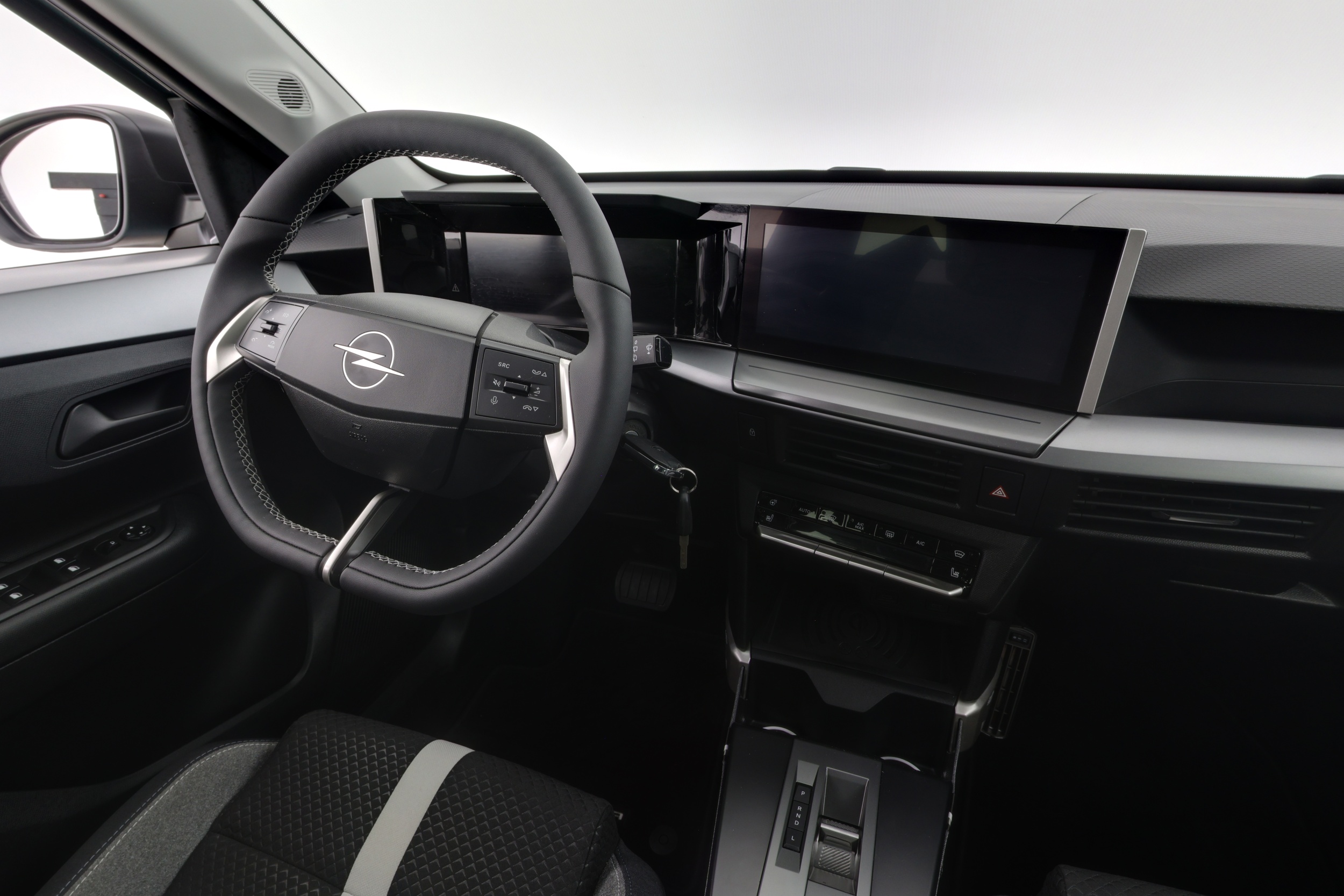 Opel Frontera 2025
