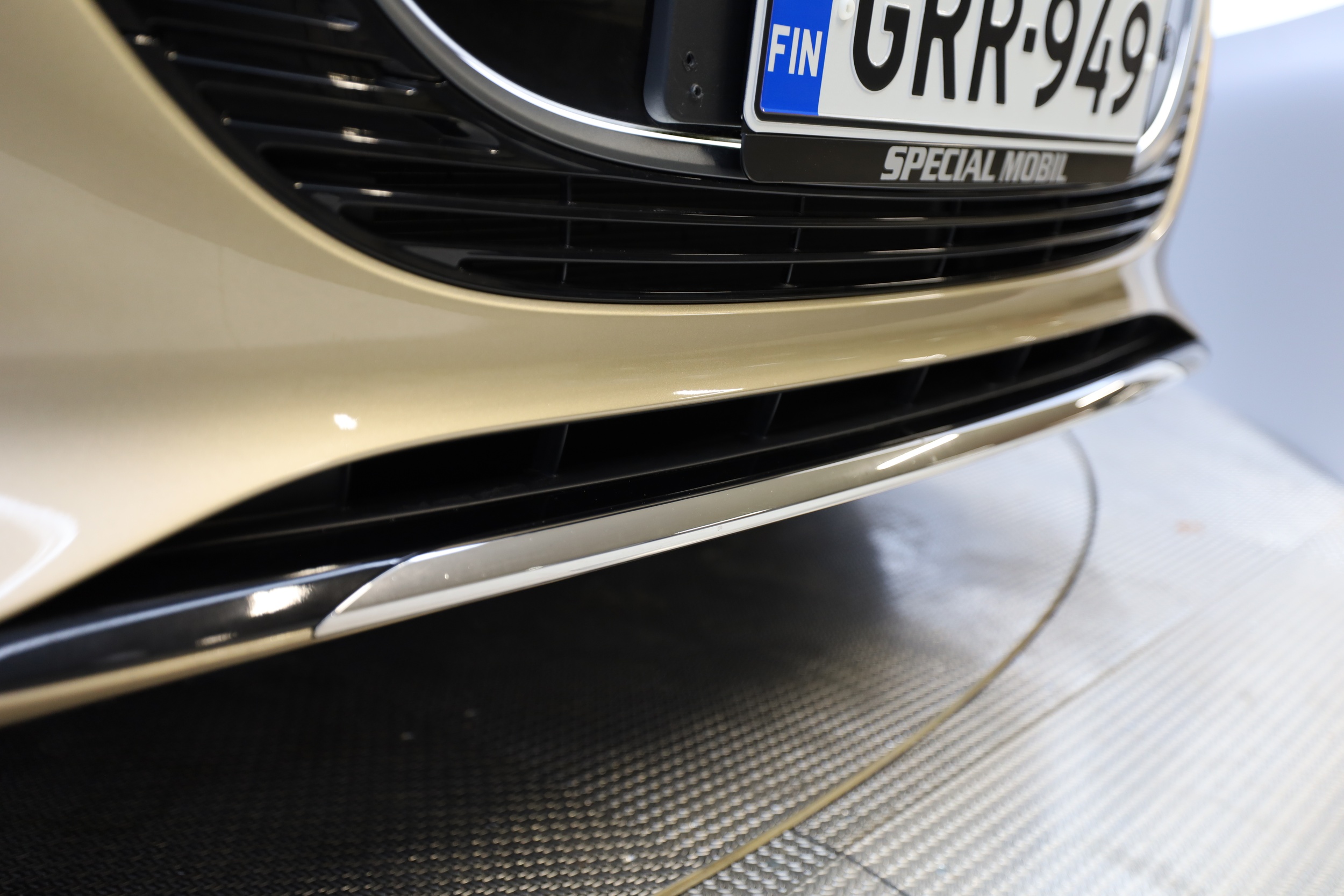 Mercedes-Benz EQV 2025