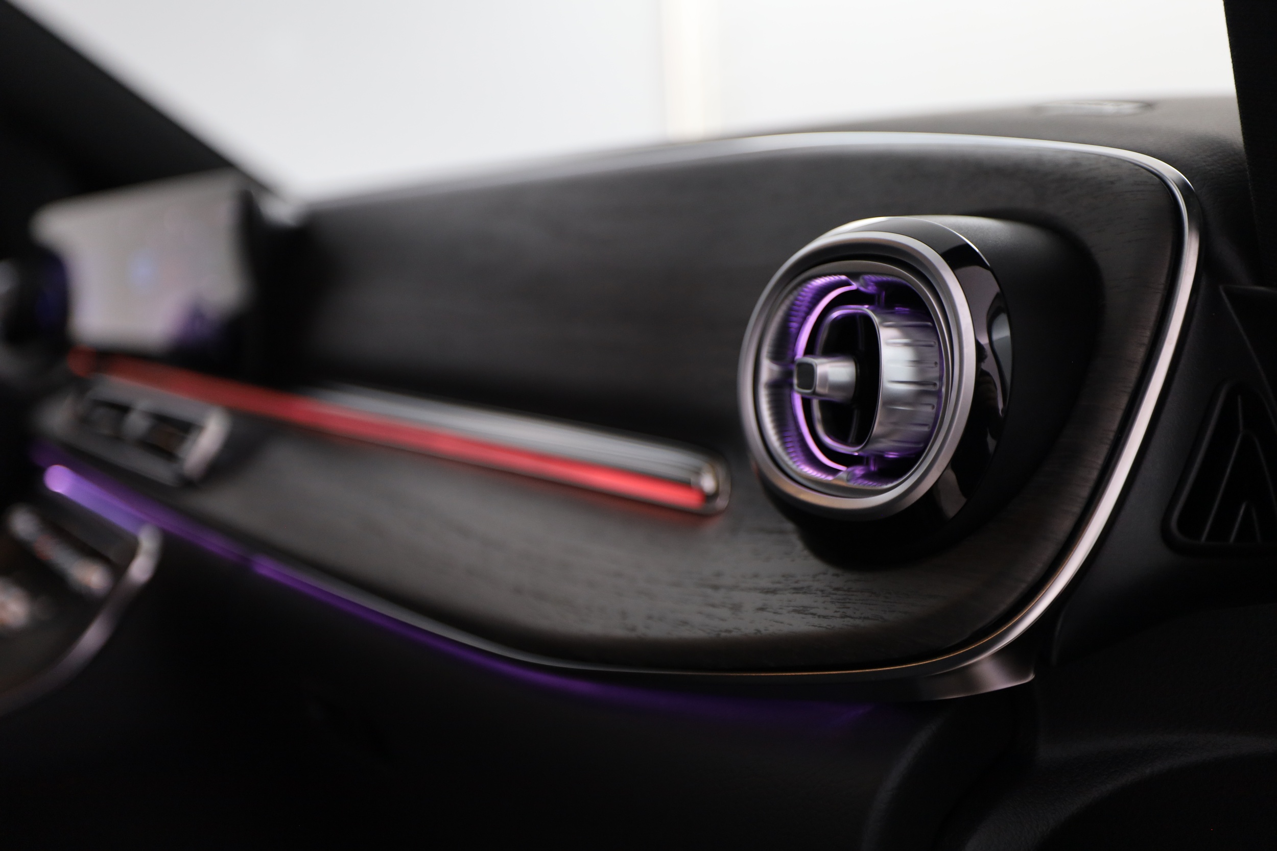 Mercedes-Benz EQV 2025