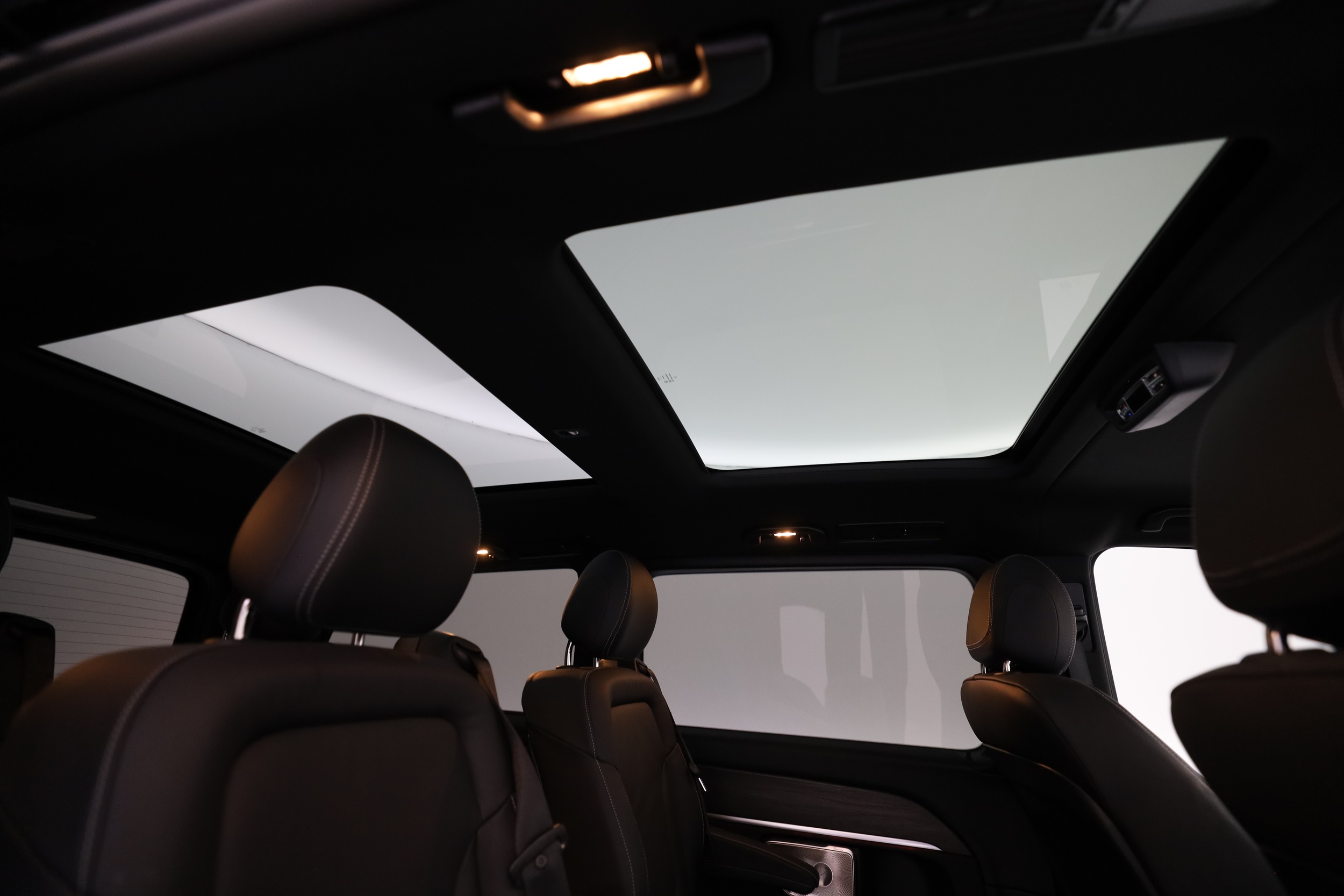 Mercedes-Benz EQV 2025