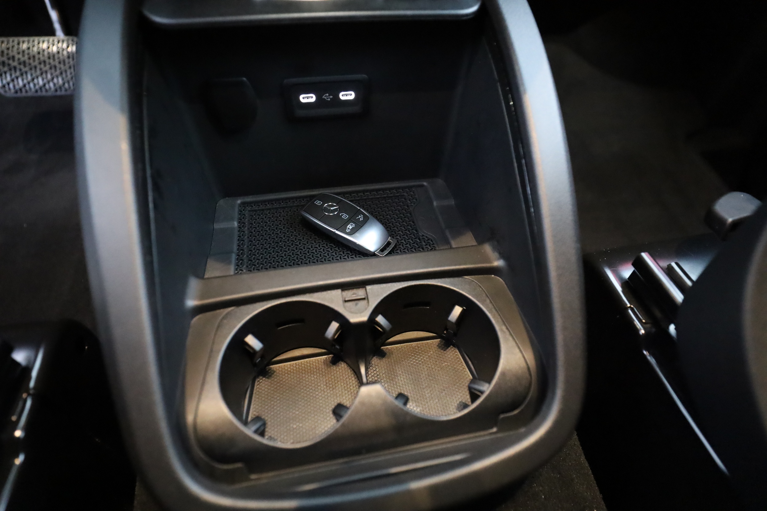 Mercedes-Benz EQV 2025