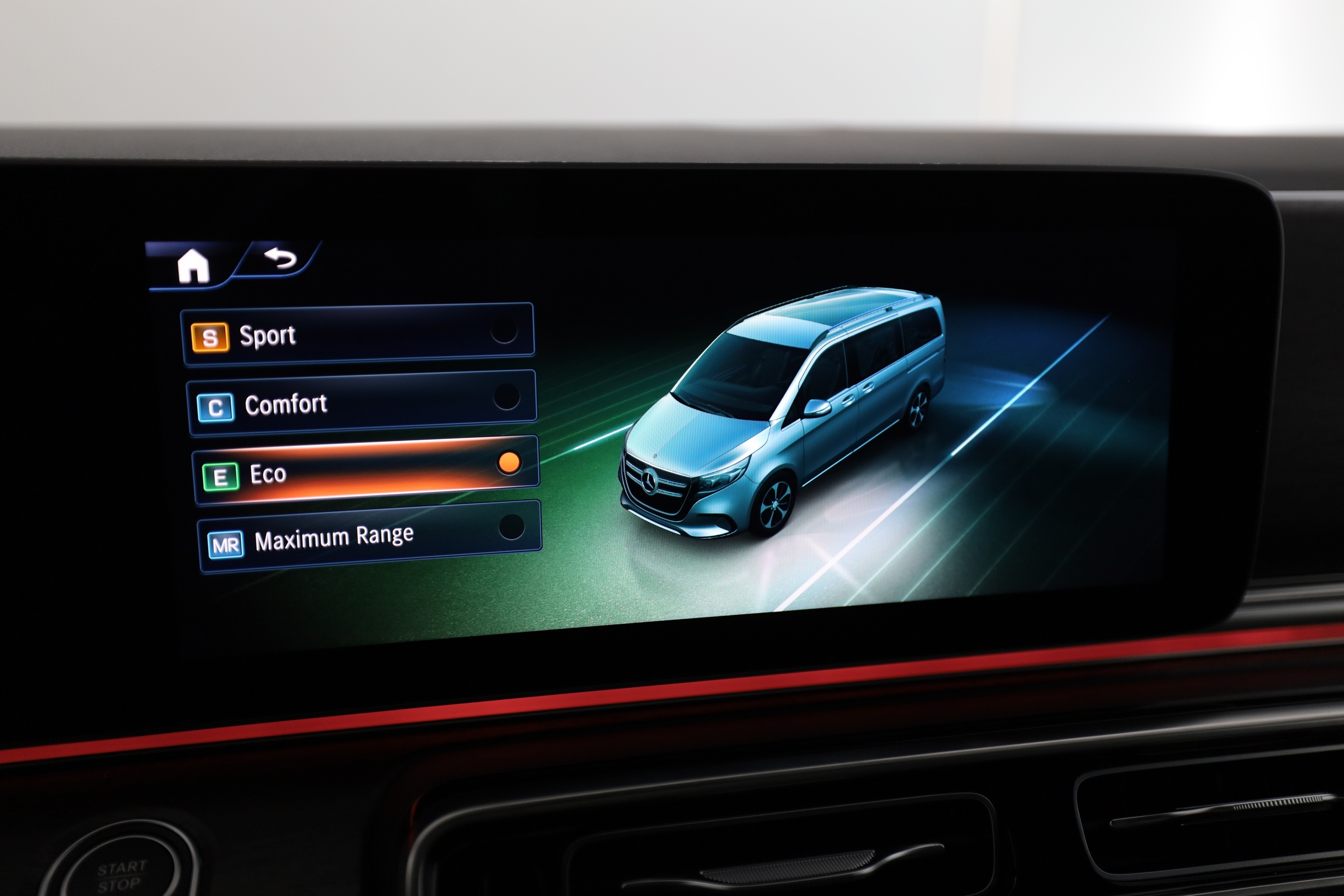 Mercedes-Benz EQV 2025