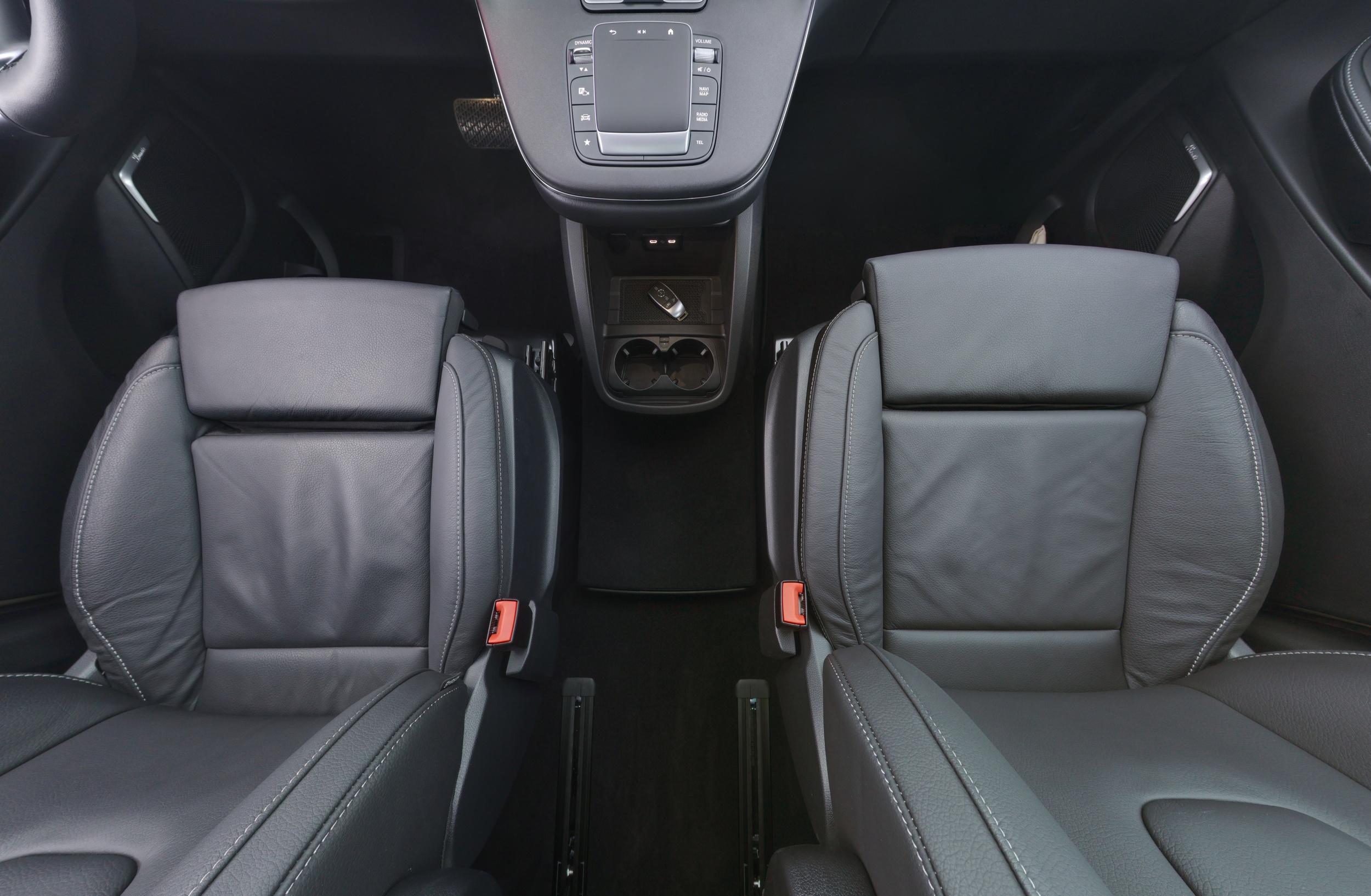 Mercedes-Benz EQV 2025