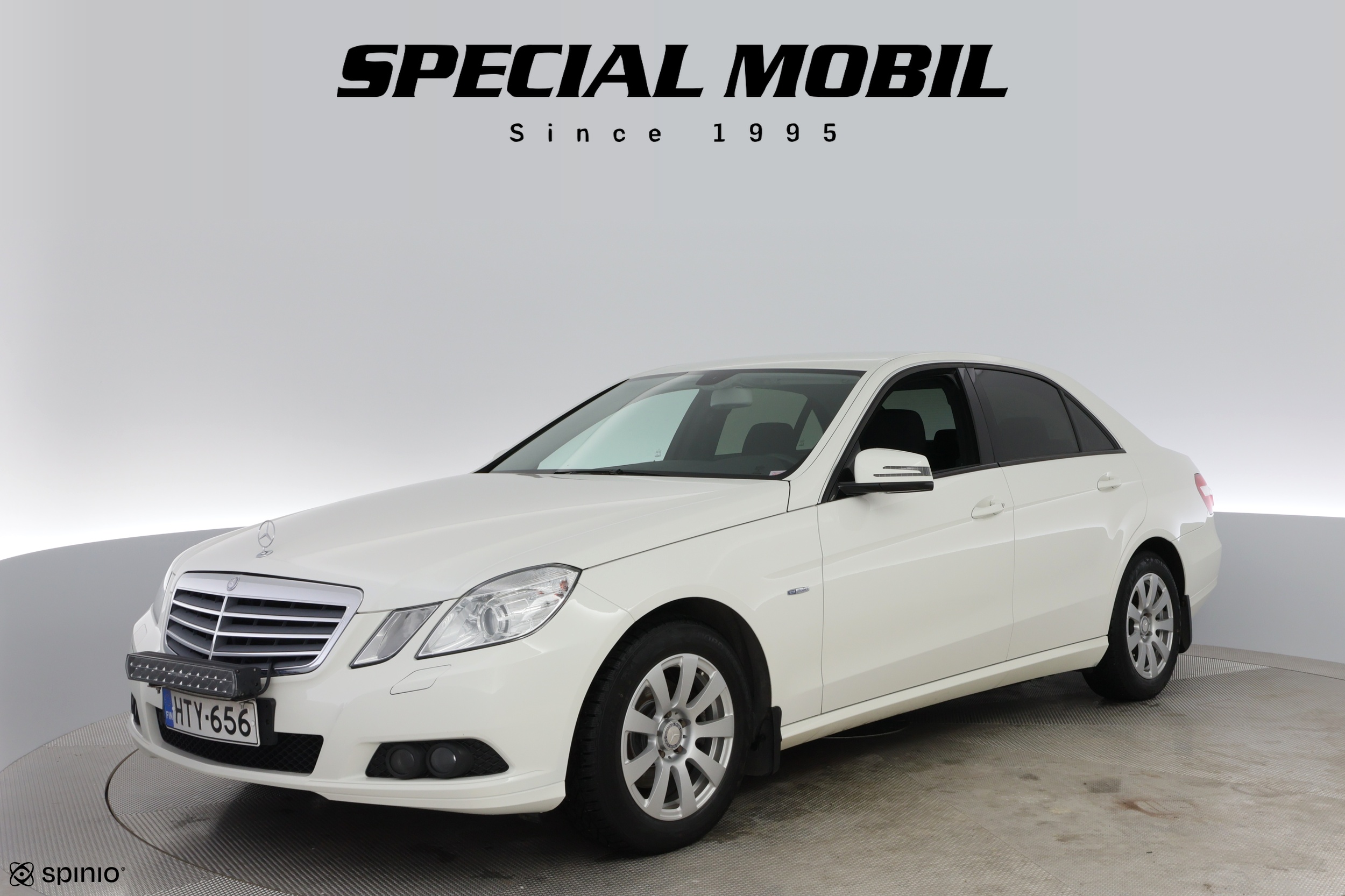 Mercedes-Benz E 2010