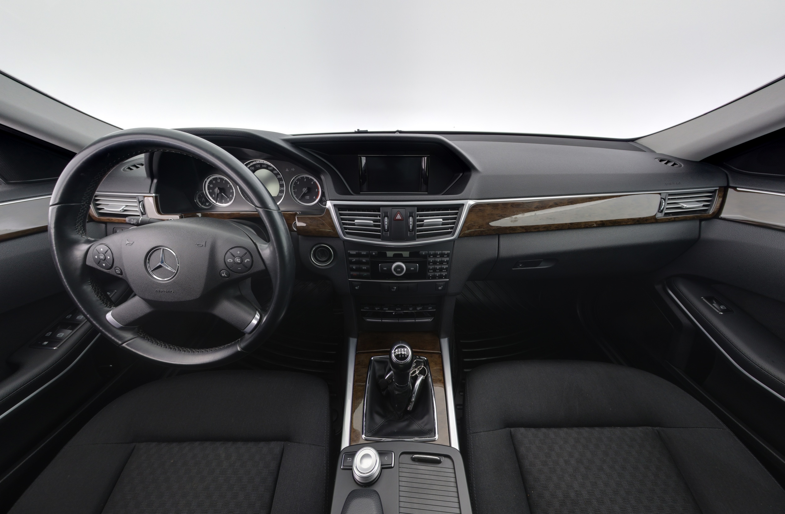 Mercedes-Benz E 2010