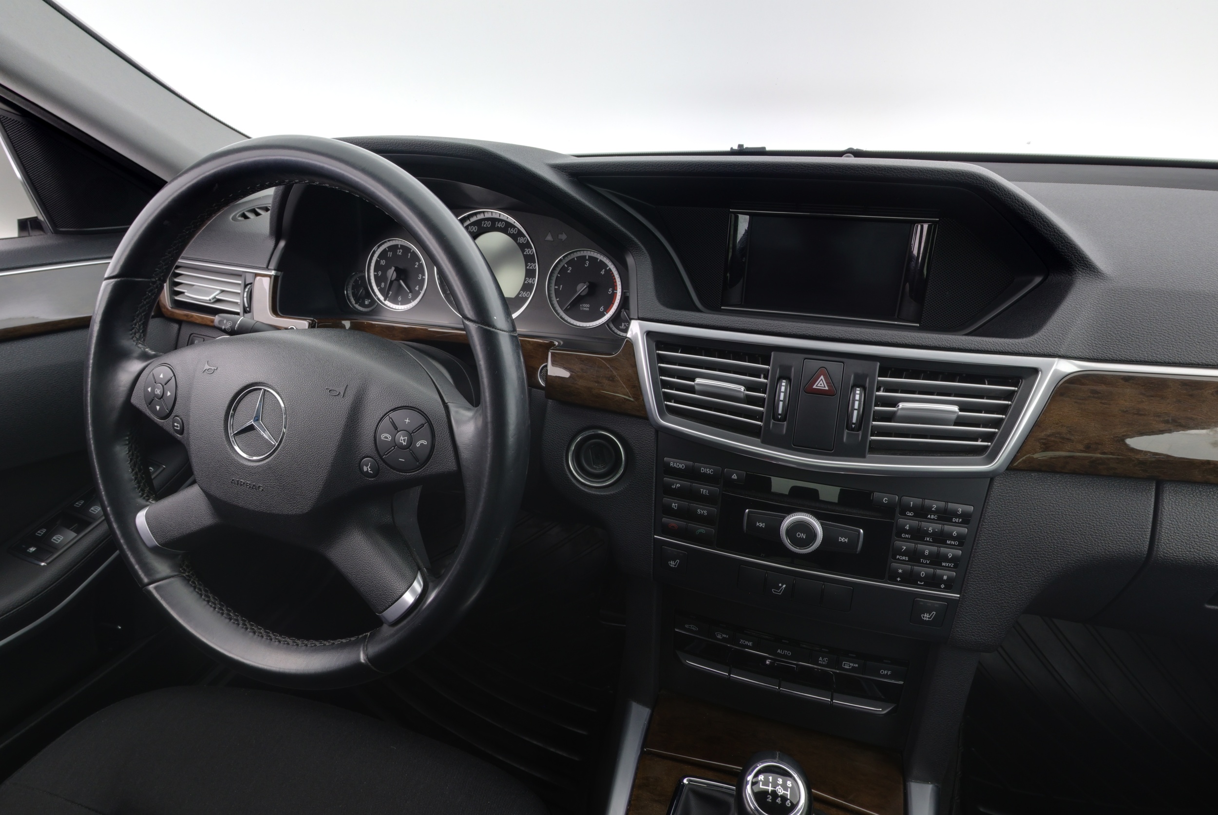 Mercedes-Benz E 2010