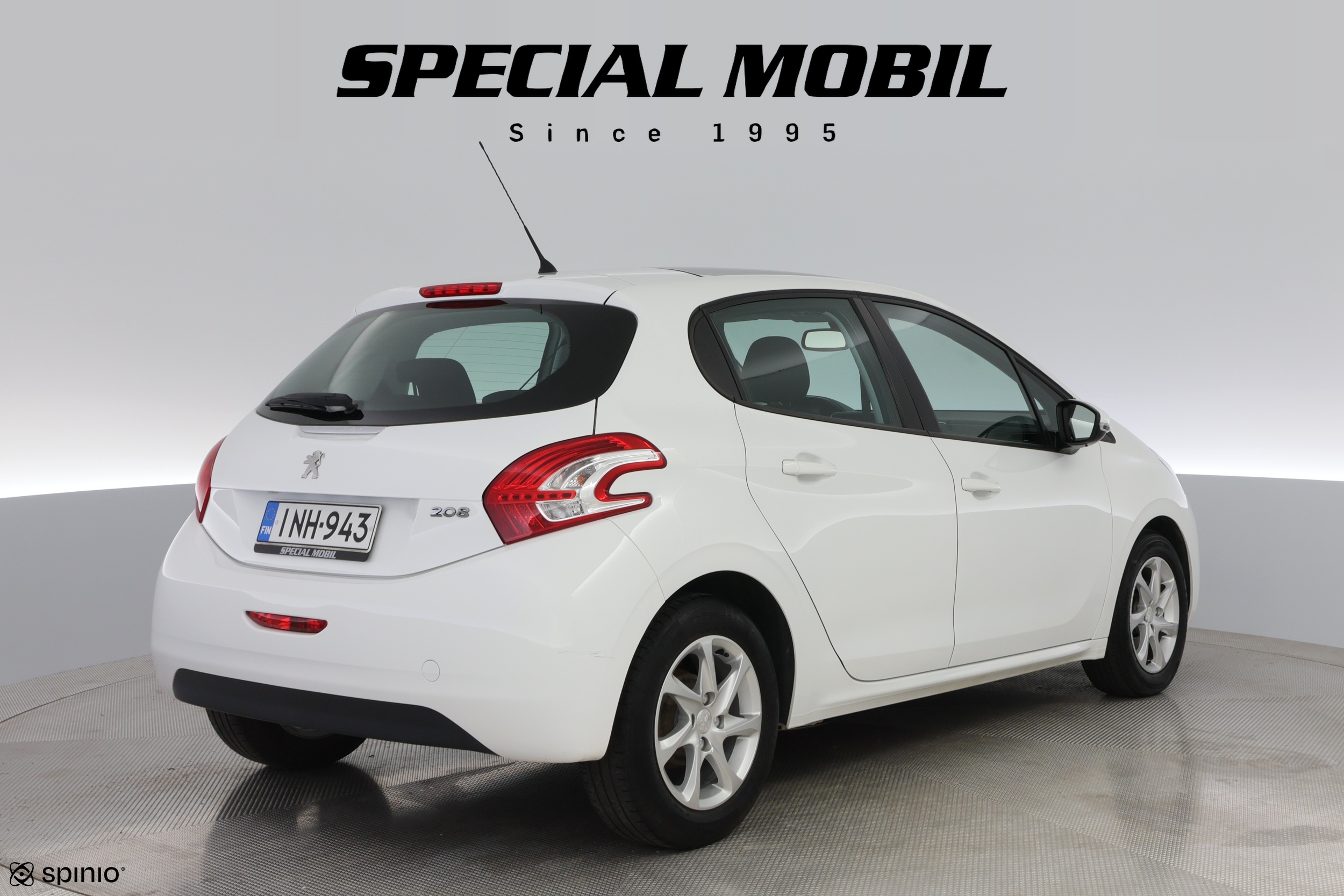 Peugeot 208 2014