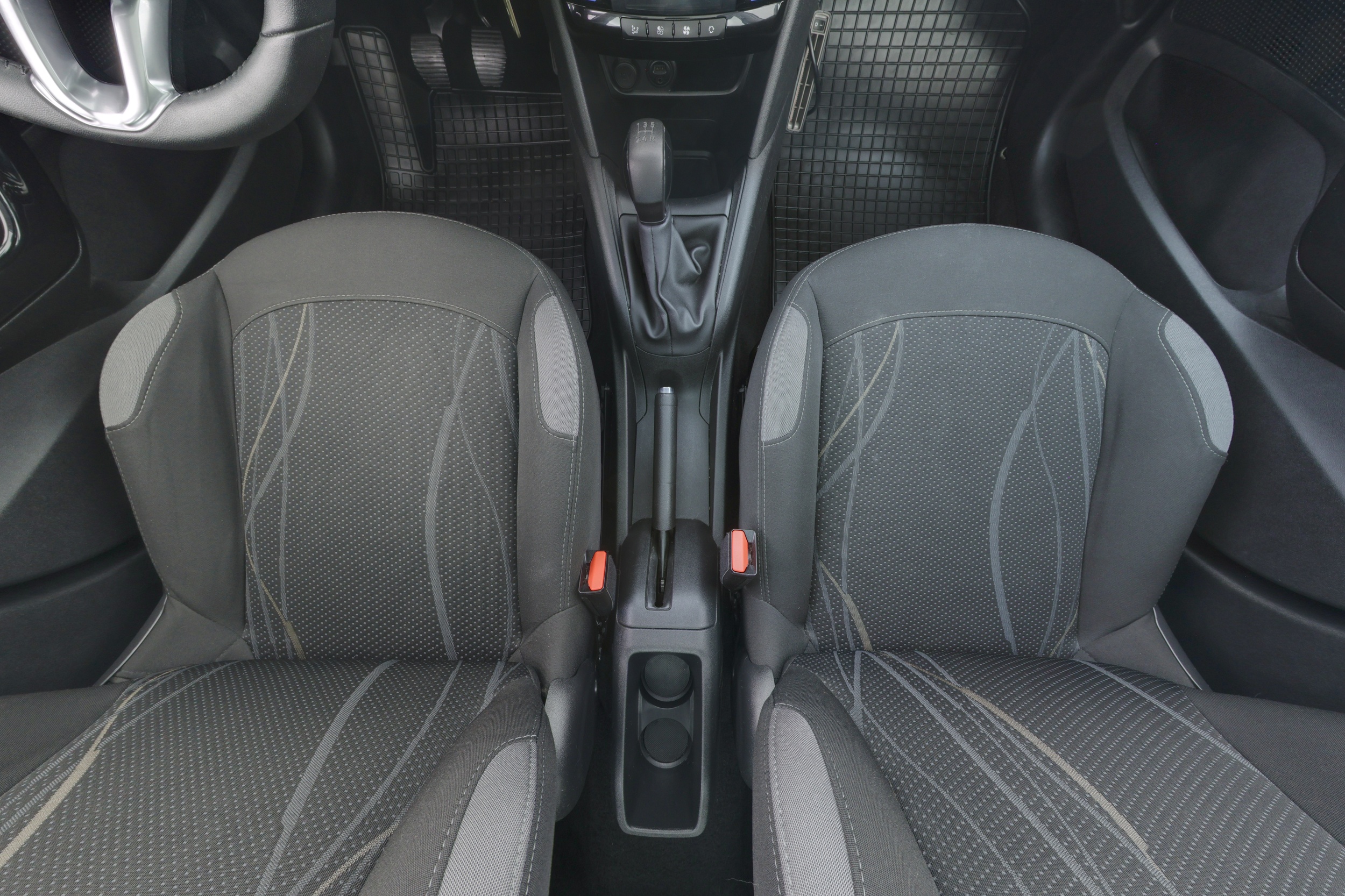 Peugeot 208 2014