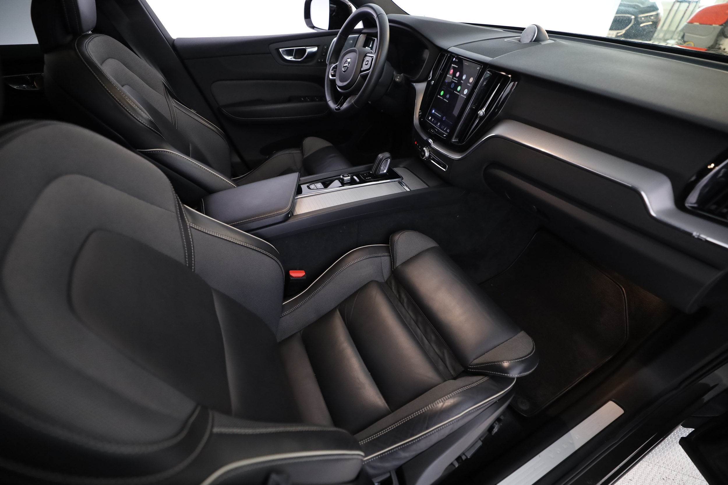 Volvo XC60 2022