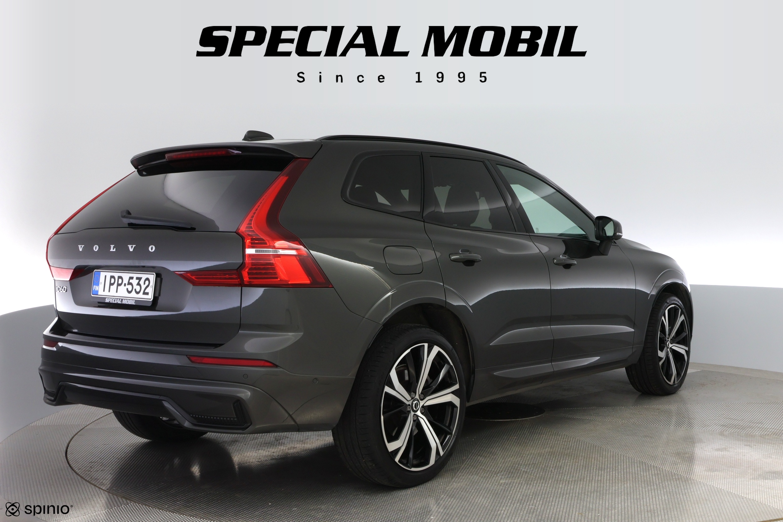 Volvo XC60 2022