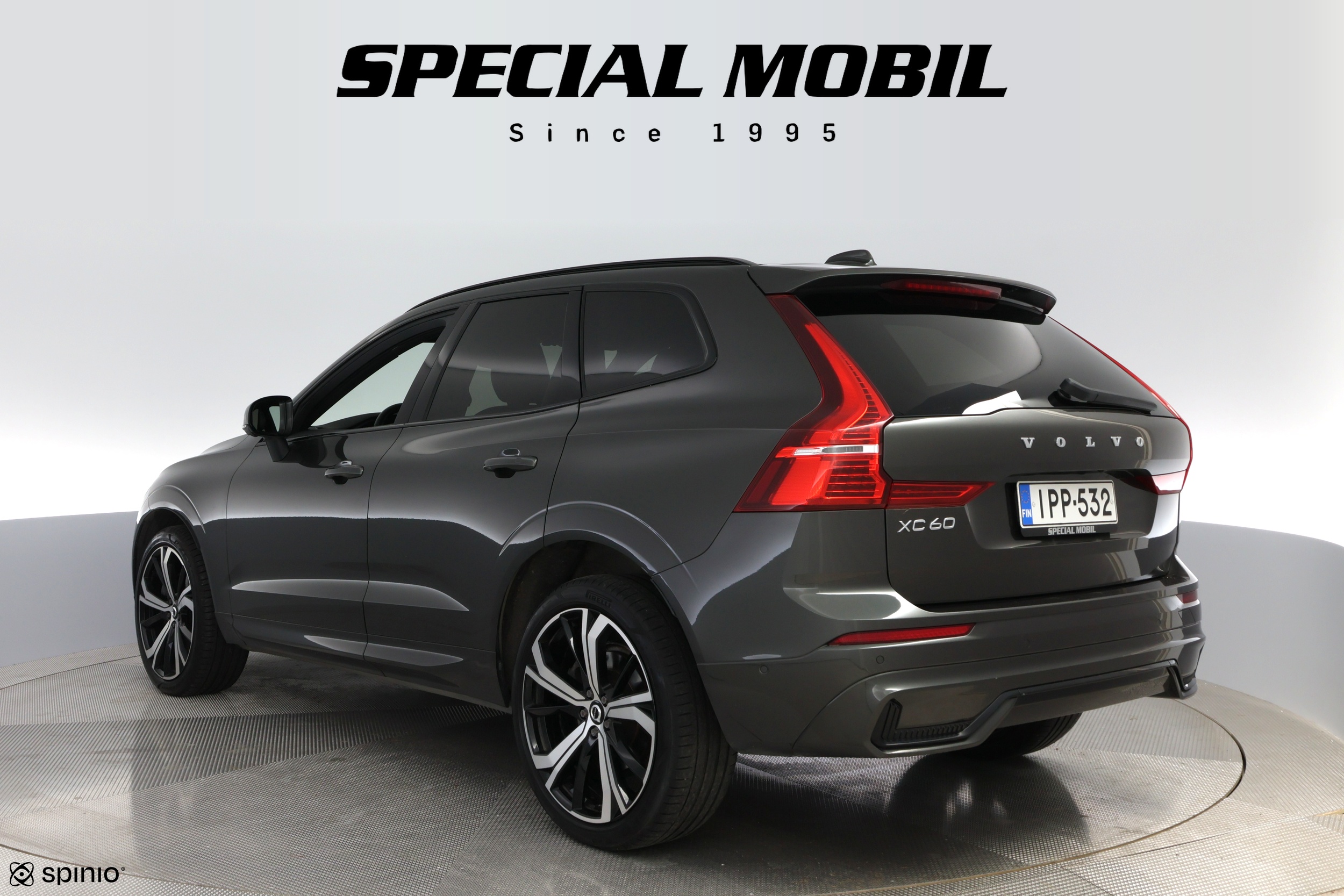 Volvo XC60 2022