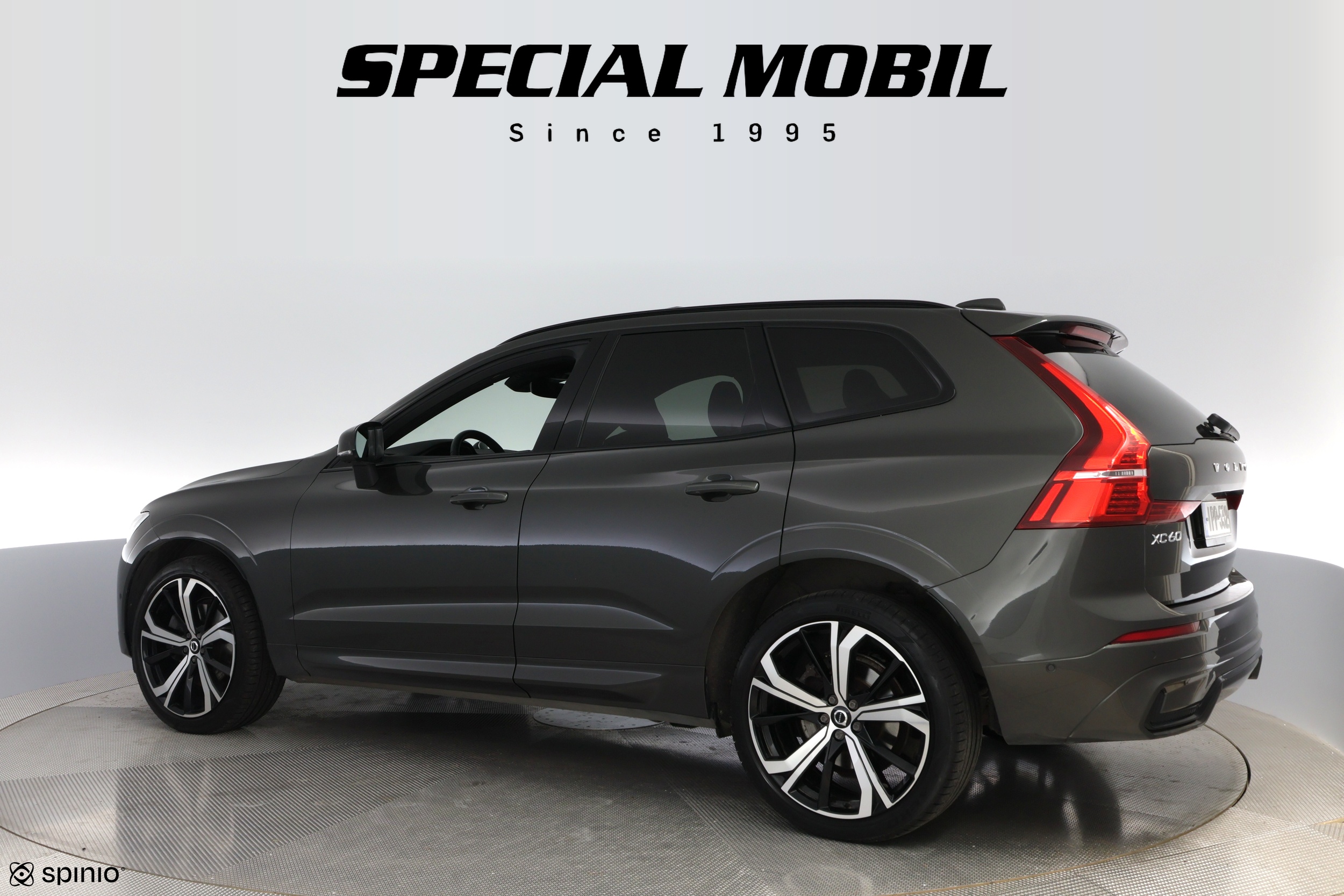 Volvo XC60 2022