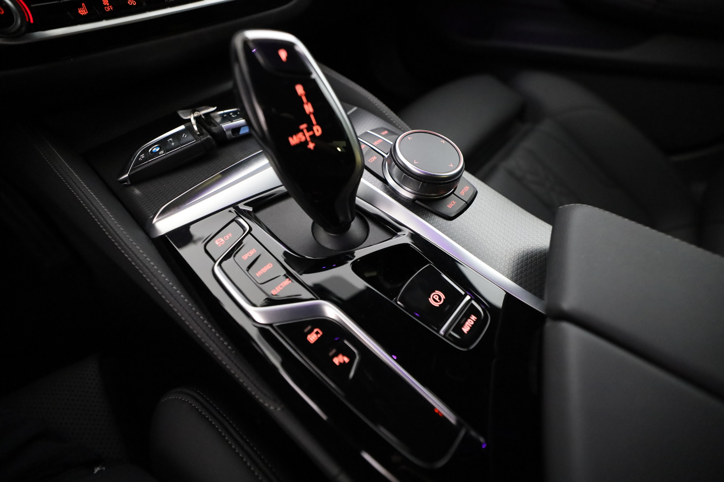 BMW 545 2023