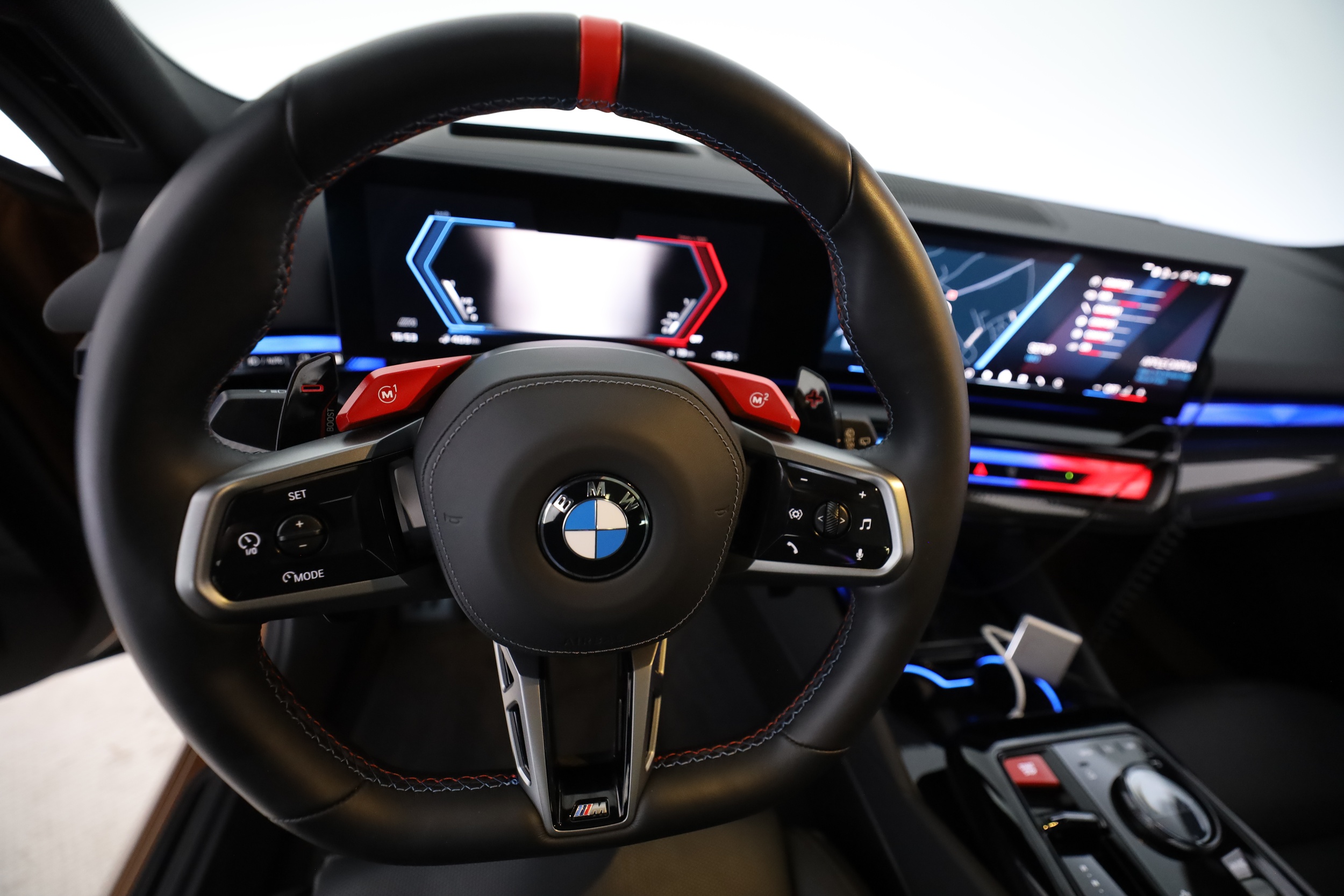 BMW M5 2025