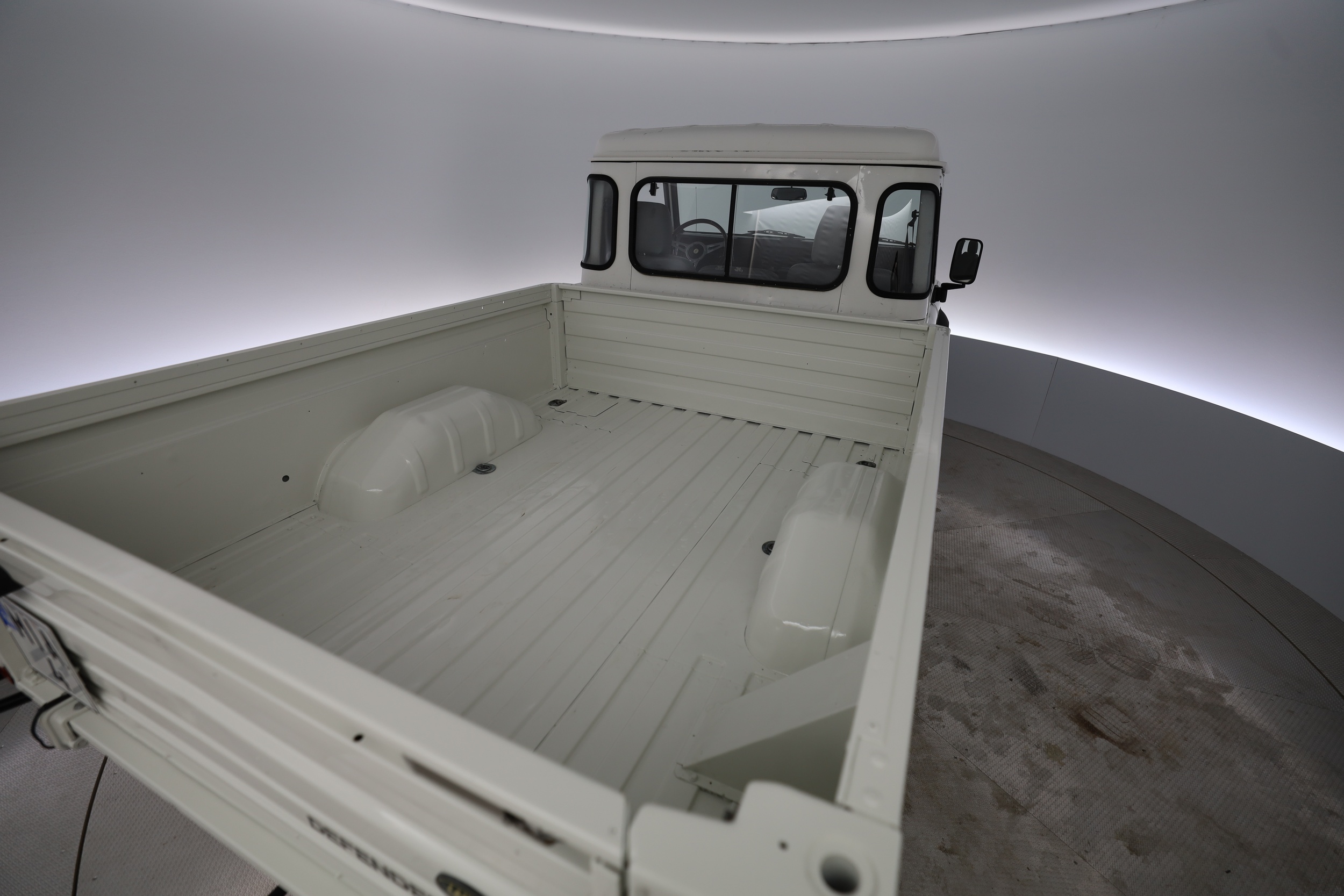 Land Rover Defender 2003