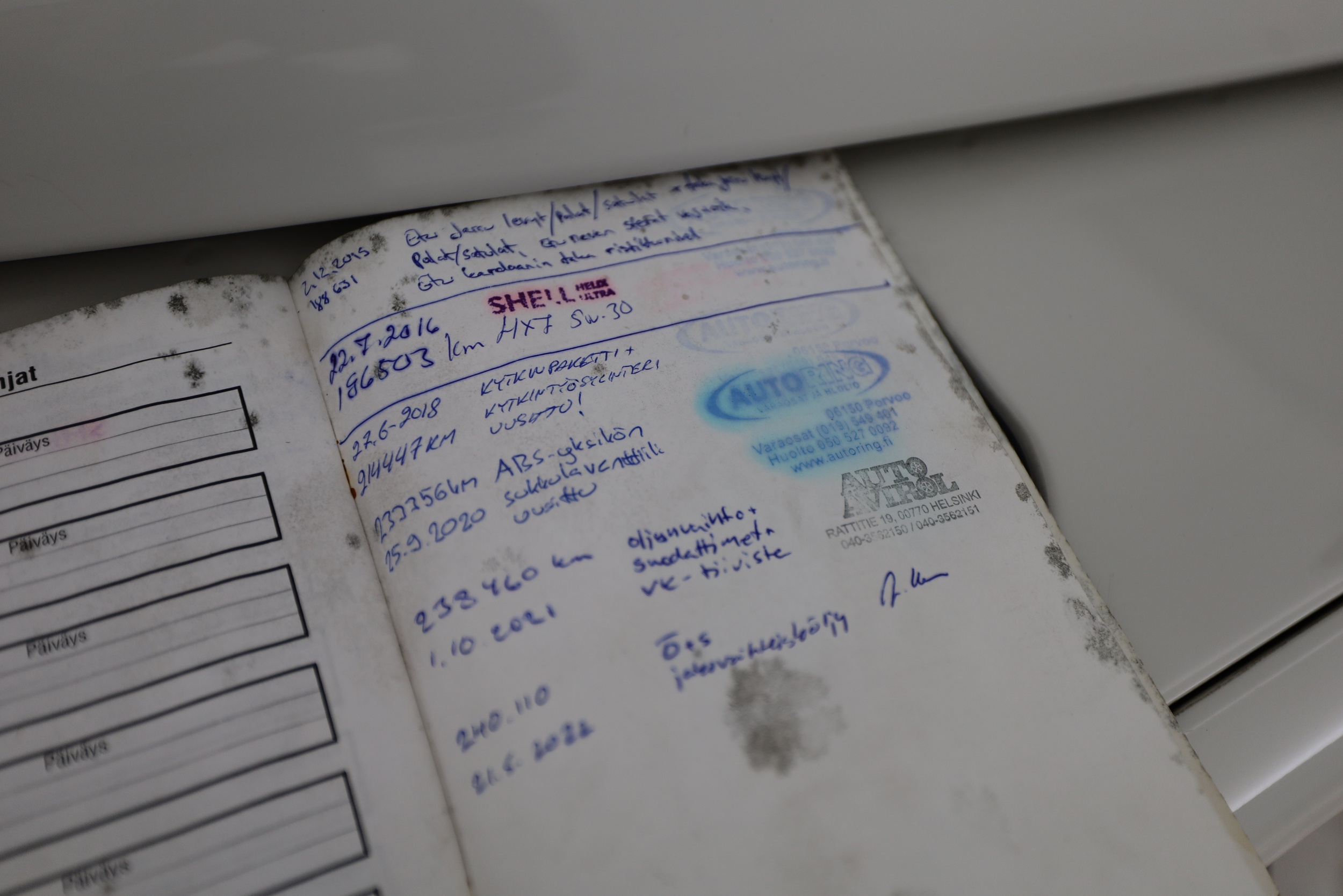 Land Rover Defender 2003