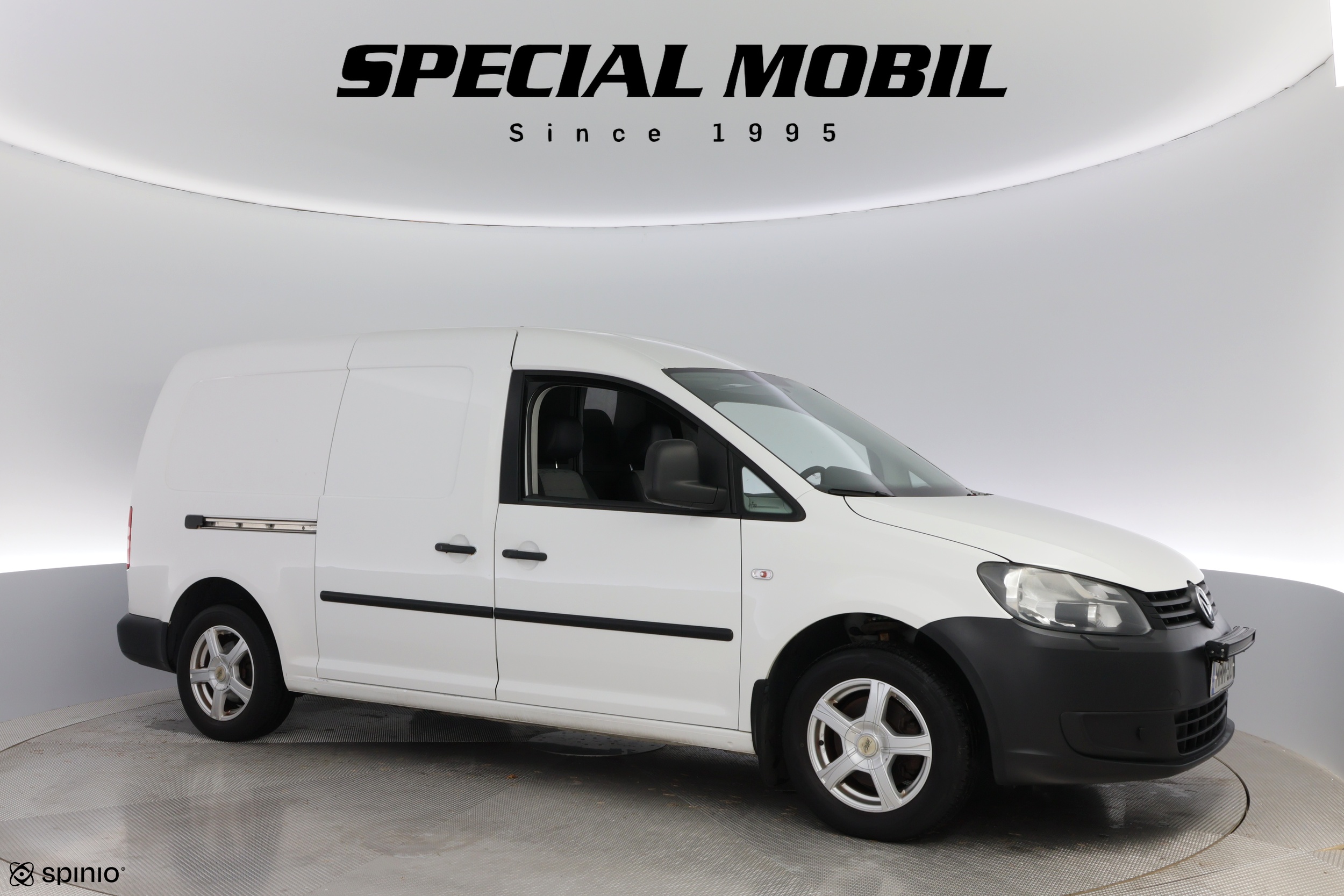 Volkswagen Caddy 2011