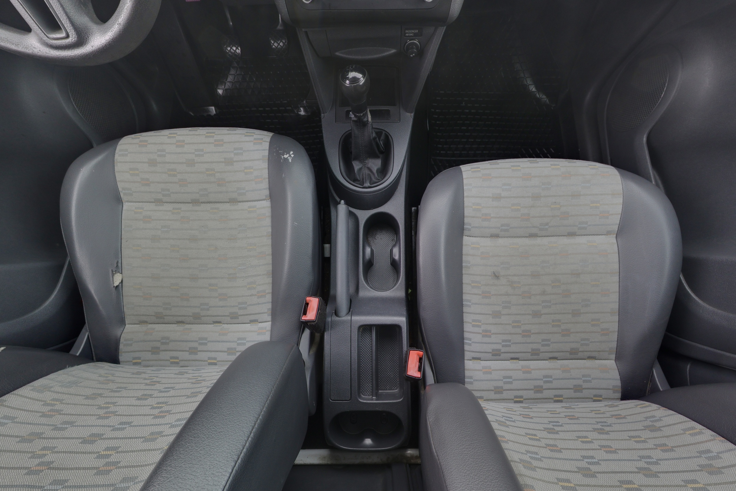 Volkswagen Caddy 2011