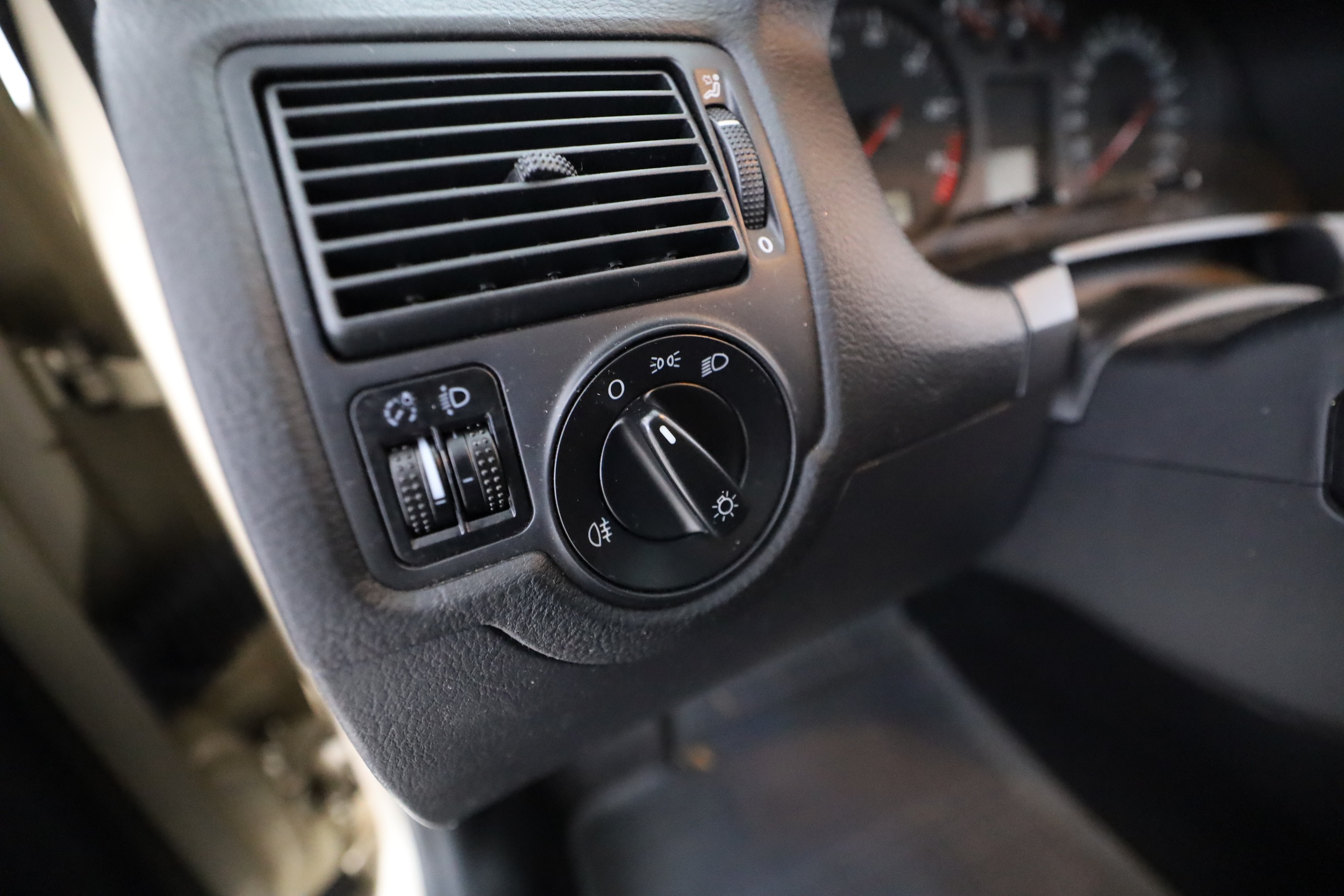 Volkswagen Golf 2002