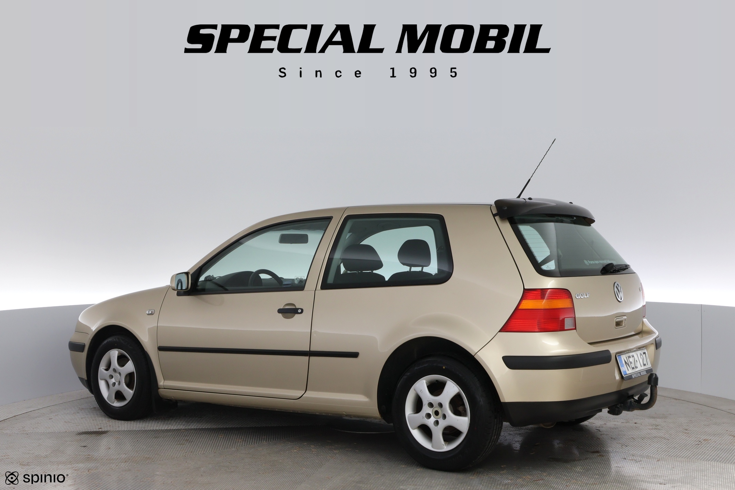 Volkswagen Golf 2002