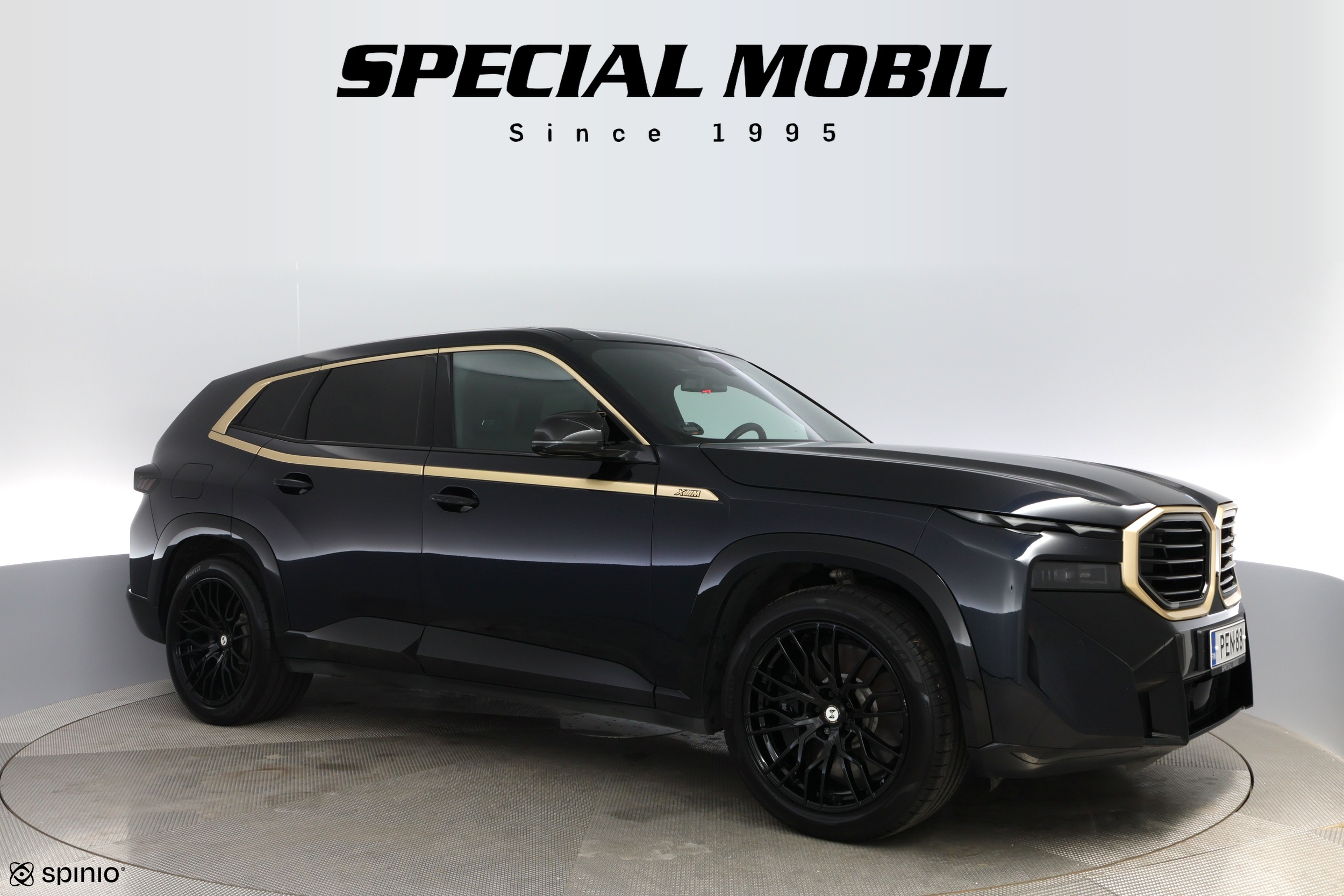 BMW XM 2023
