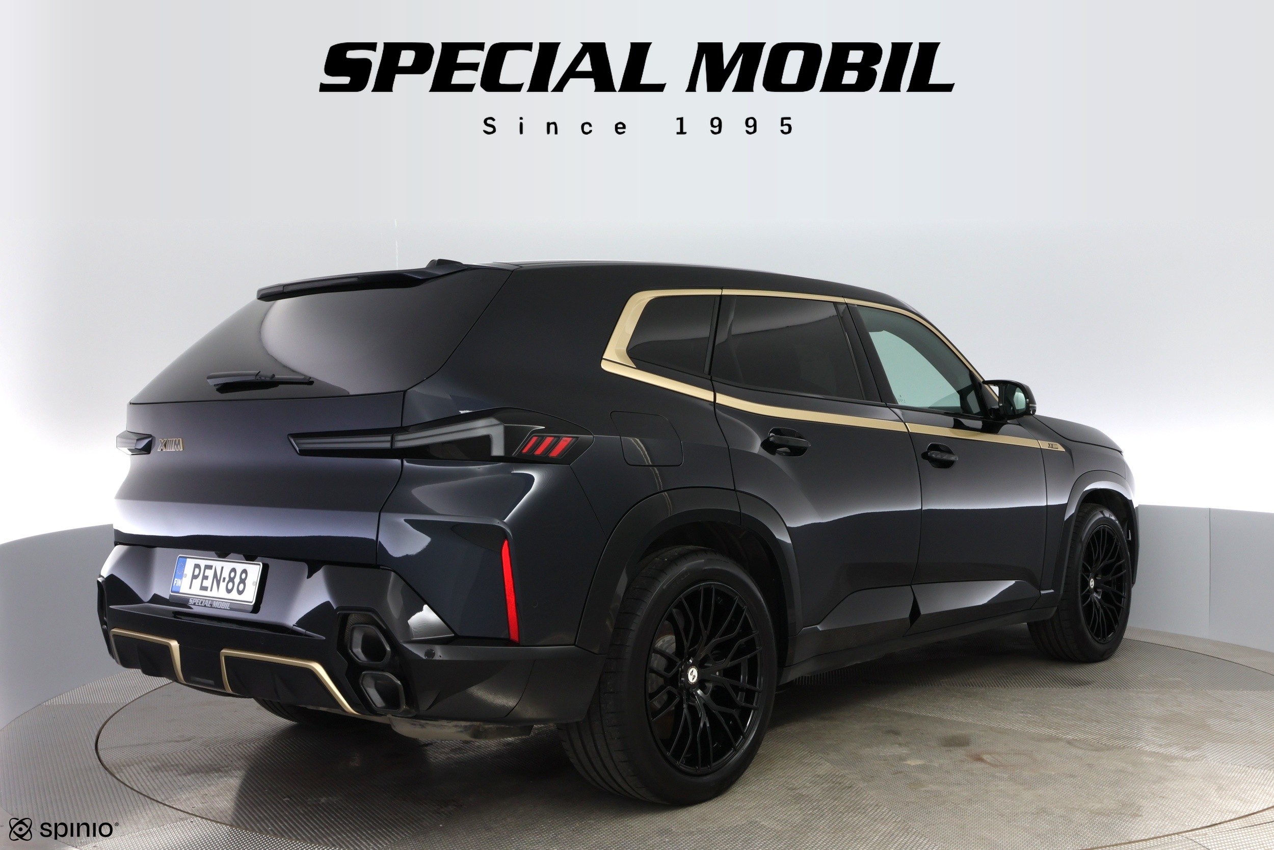 BMW XM 2023
