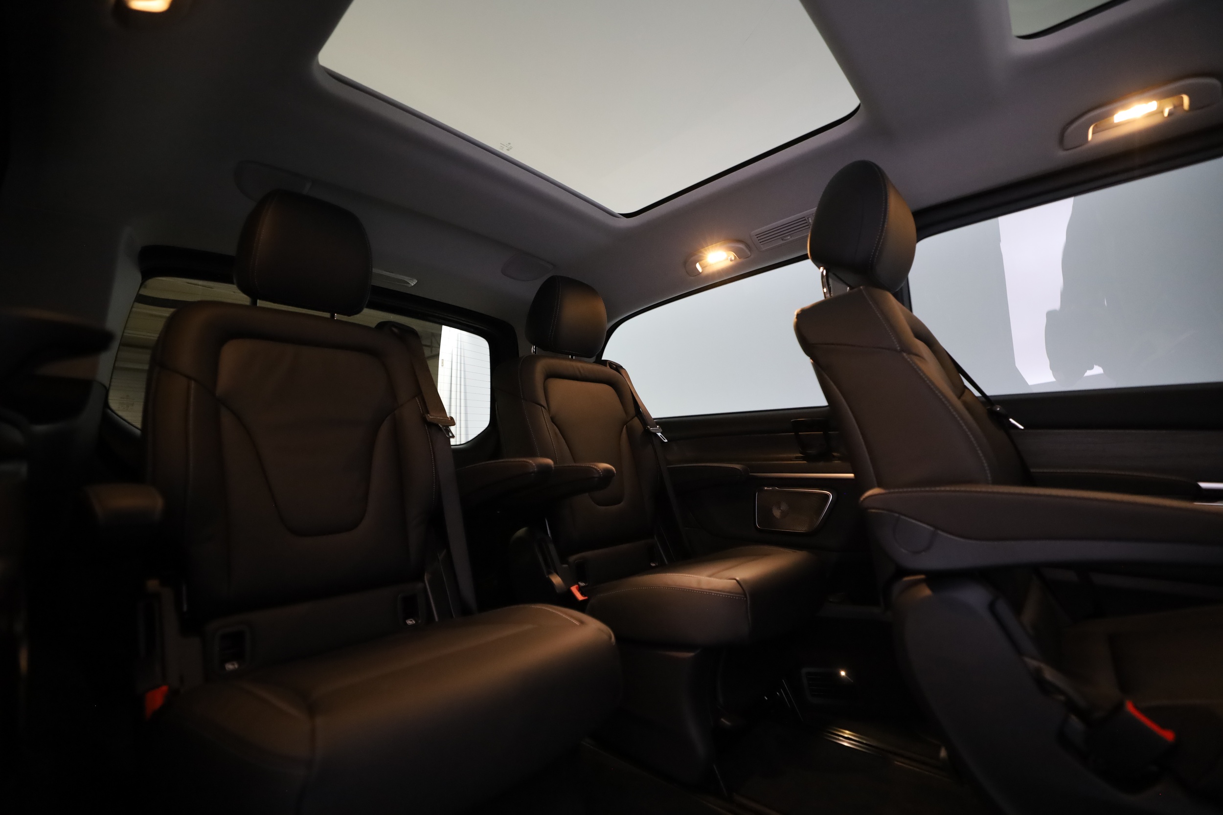 Mercedes-Benz EQV 2026