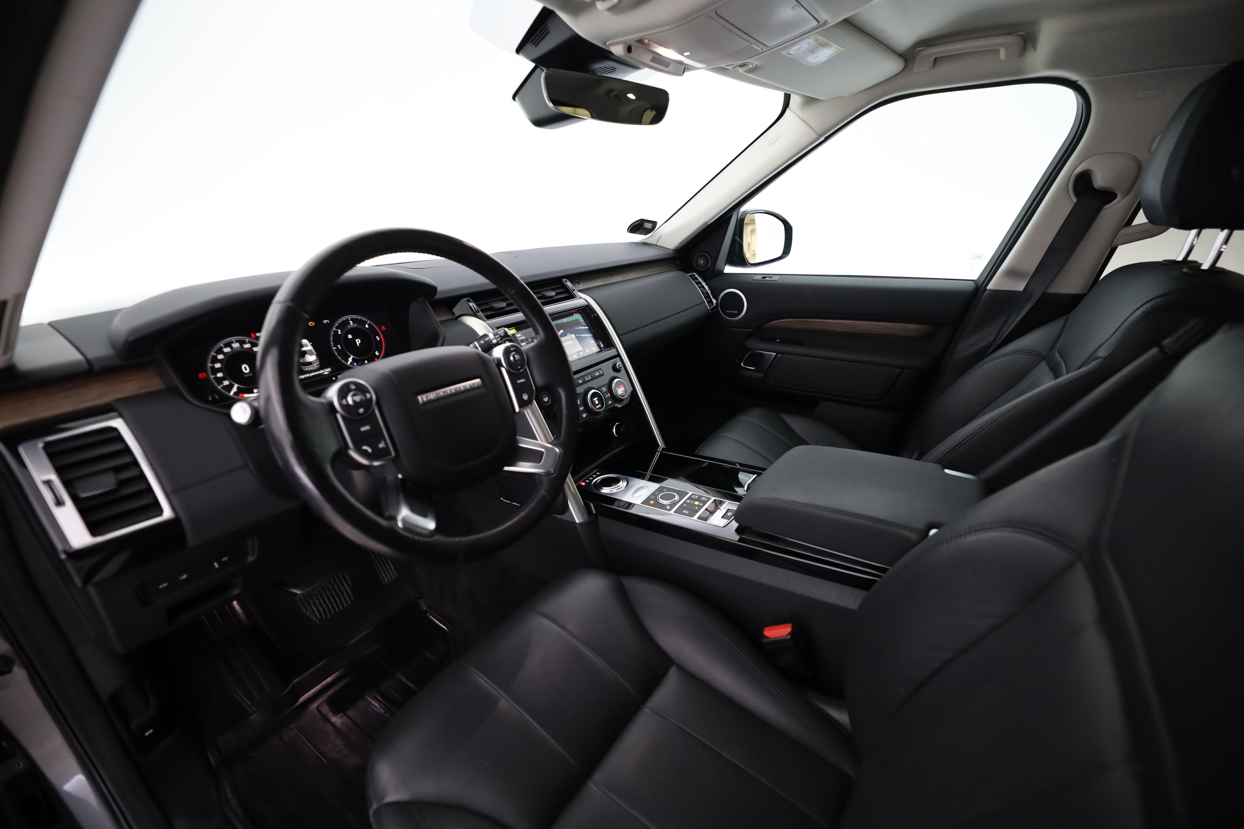 Land Rover Discovery 2018