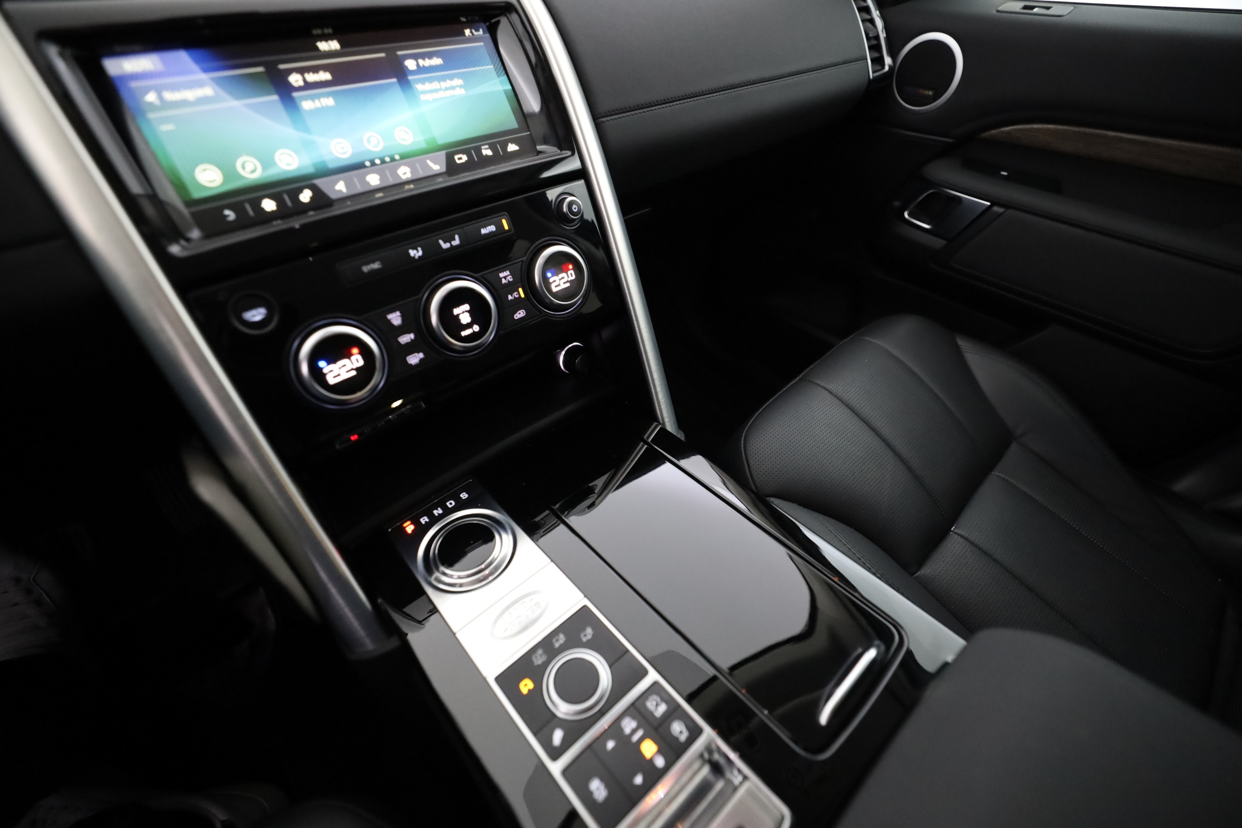 Land Rover Discovery 2018