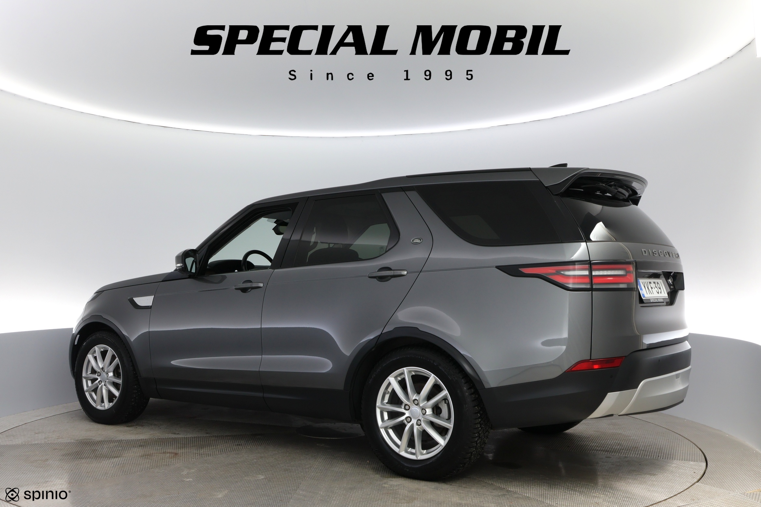 Land Rover Discovery 2018