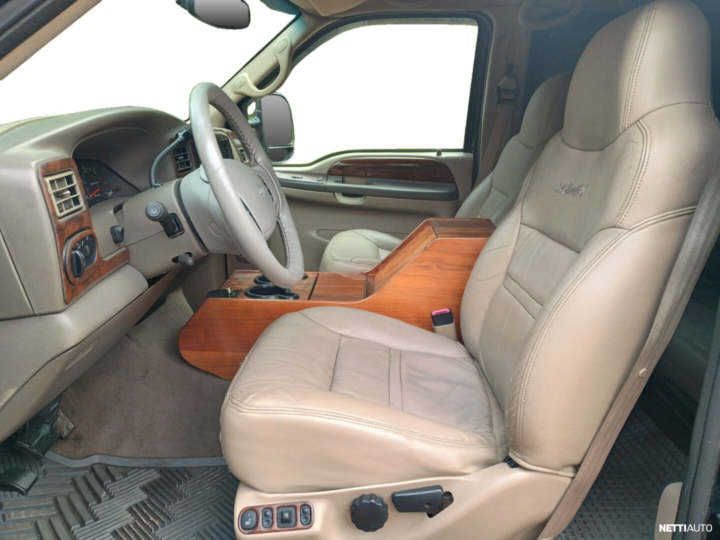 Ford Excursion 2001