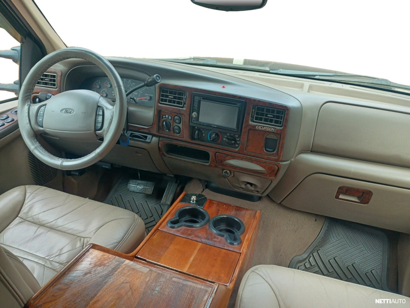 Ford Excursion 2001