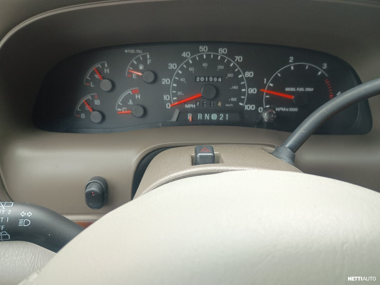 Ford Excursion 2001