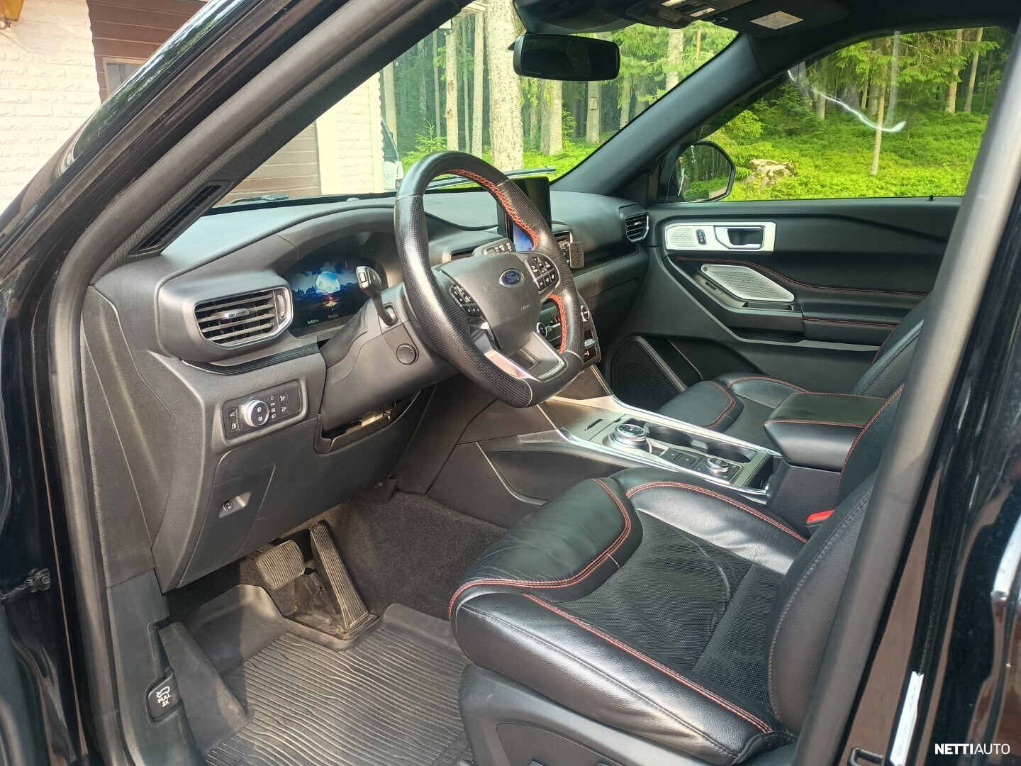 Ford Explorer 2021