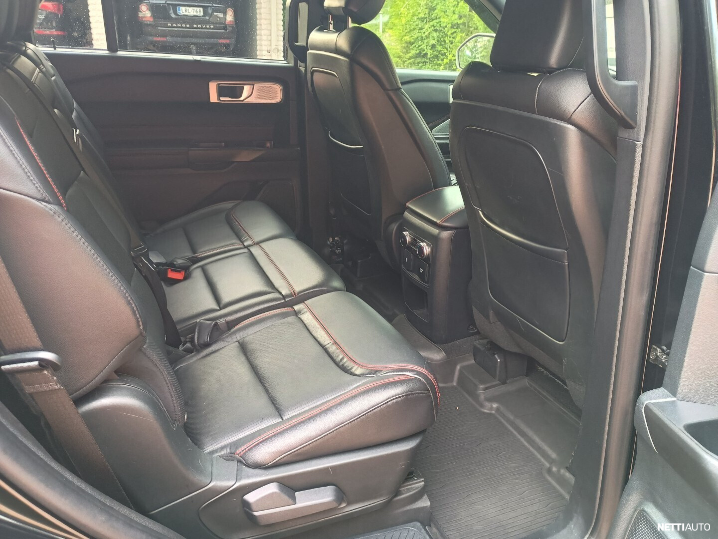 Ford Explorer 2021