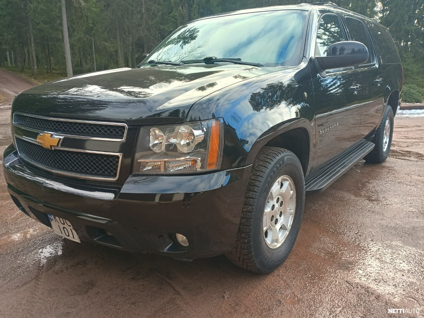 Chevrolet Suburban 2010