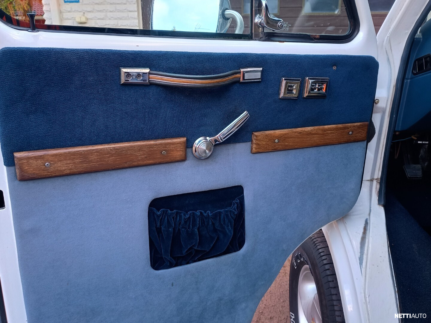 Chevrolet Chevy Van 1991