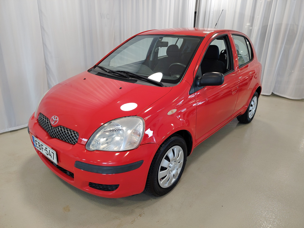 TOYOTA Yaris 1