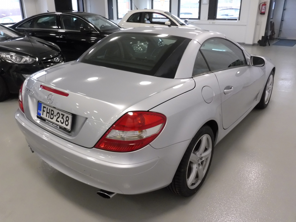 MERCEDES-BENZ SLK 10
