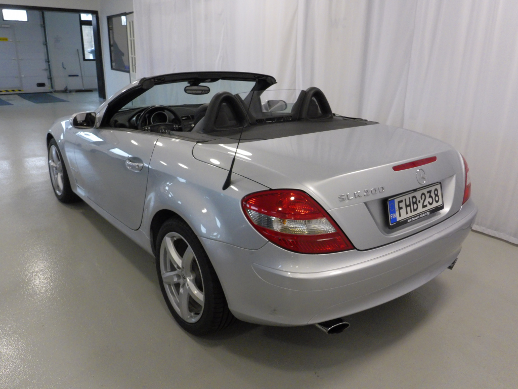 MERCEDES-BENZ SLK 11