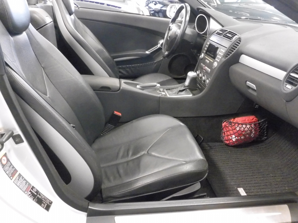 MERCEDES-BENZ SLK 13