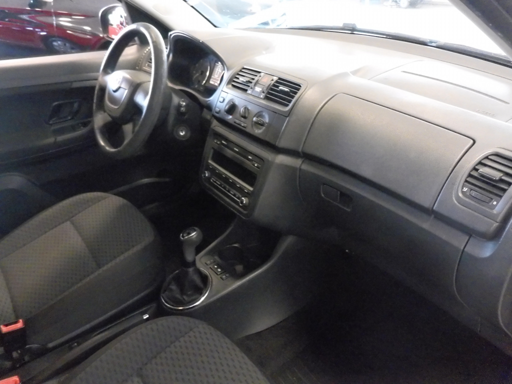 SKODA Roomster 14