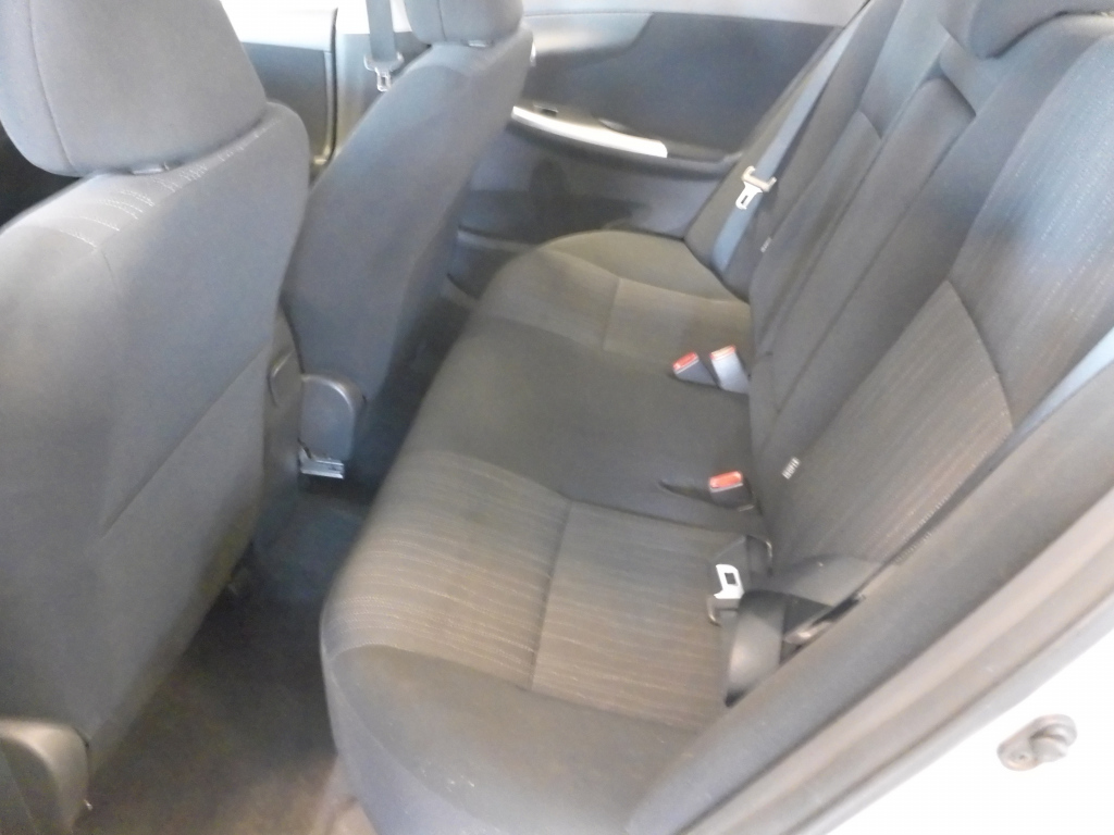 TOYOTA Corolla 9