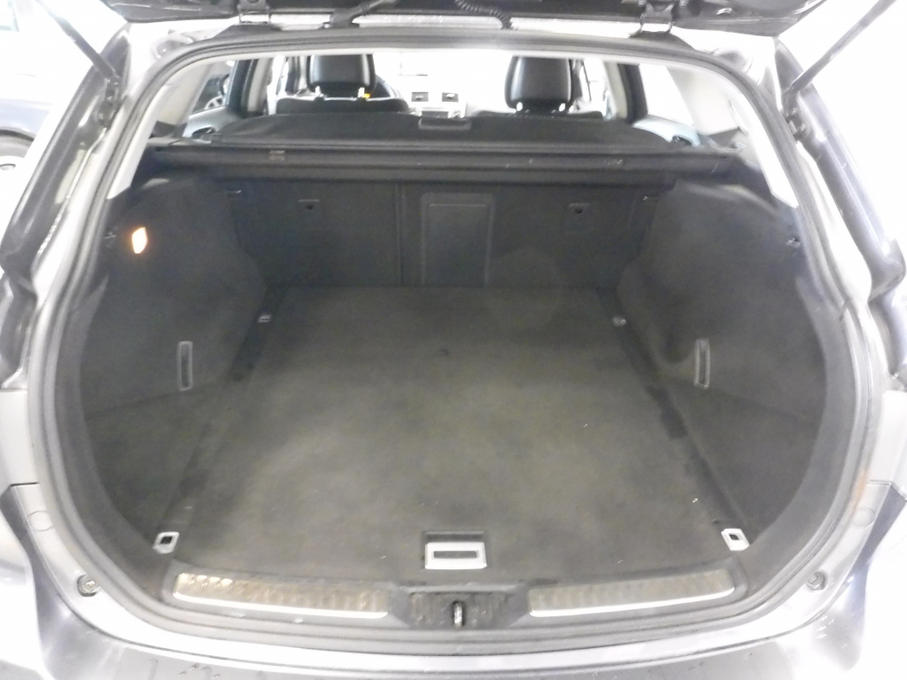 TOYOTA Avensis 10