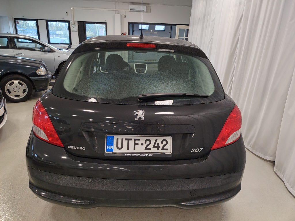 PEUGEOT 207 5