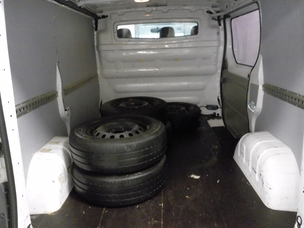 RENAULT Trafic 15