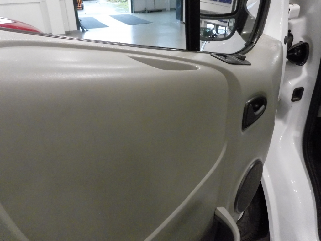 RENAULT Trafic 9