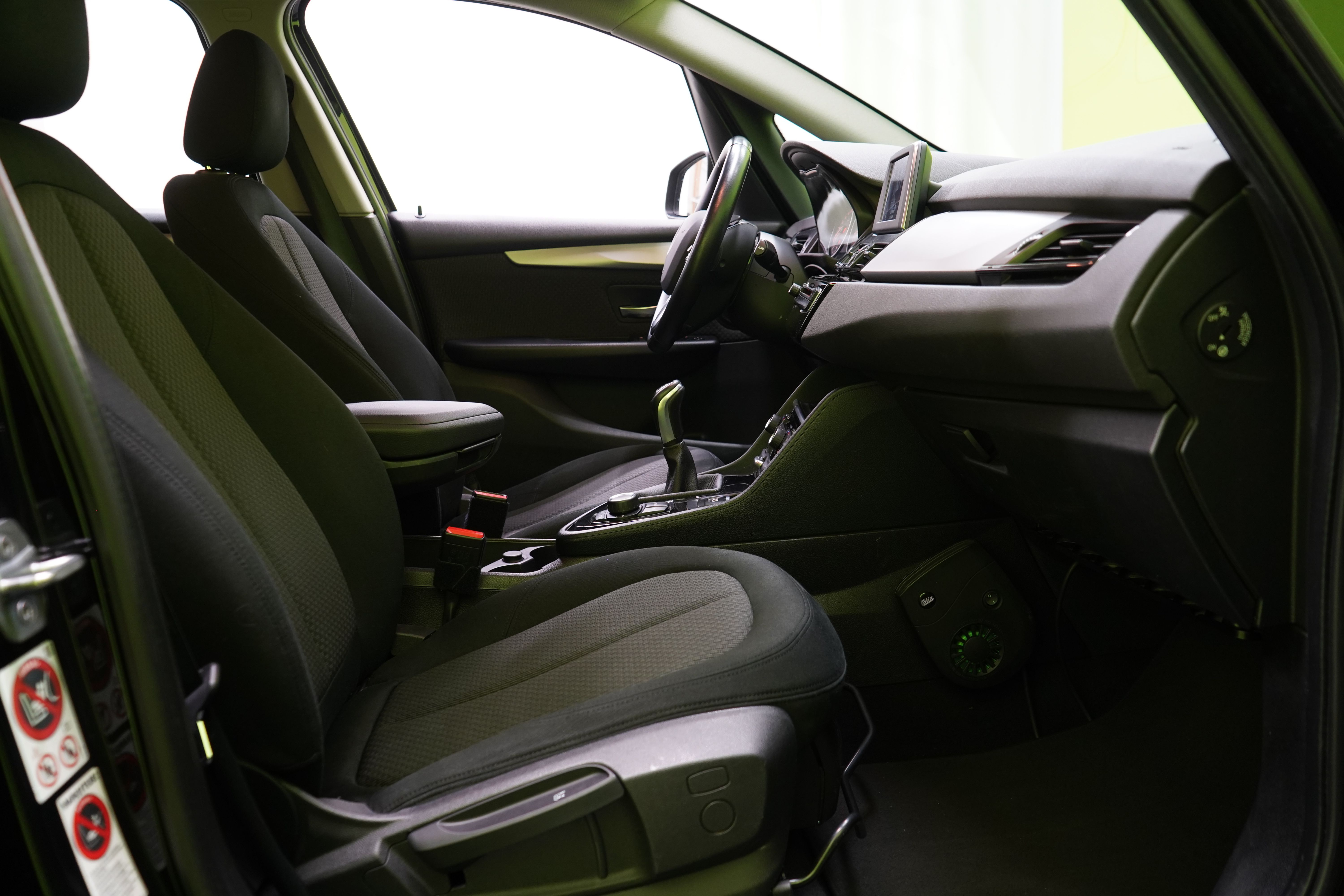 BMW 218 2016