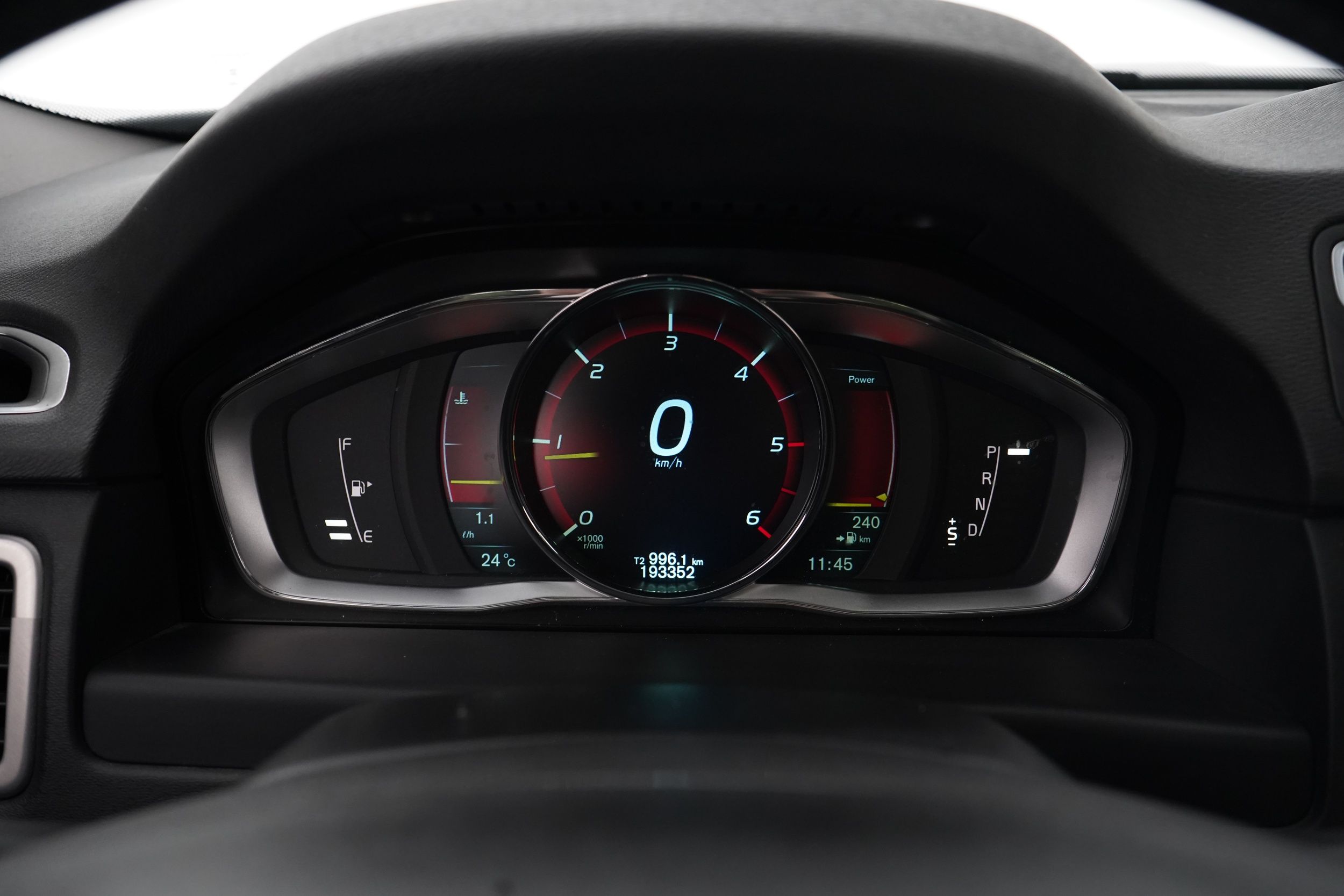 Volvo V70 2014