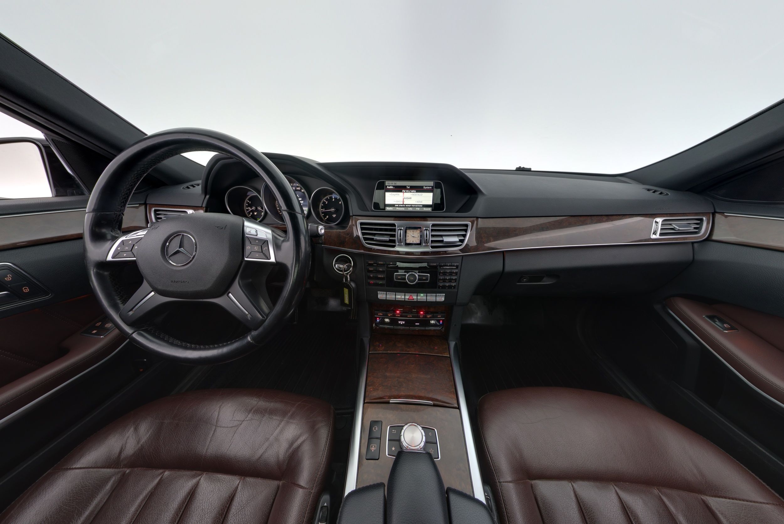 Mercedes-Benz E 2013